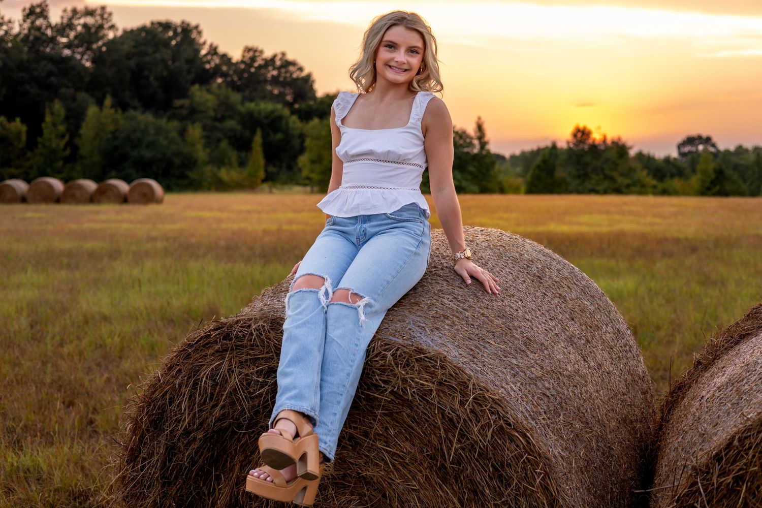High school senior session photographer photography Cleveland Mississippi Class of 2026 Class of 2027 Class of 2028 Class of 2029 2030