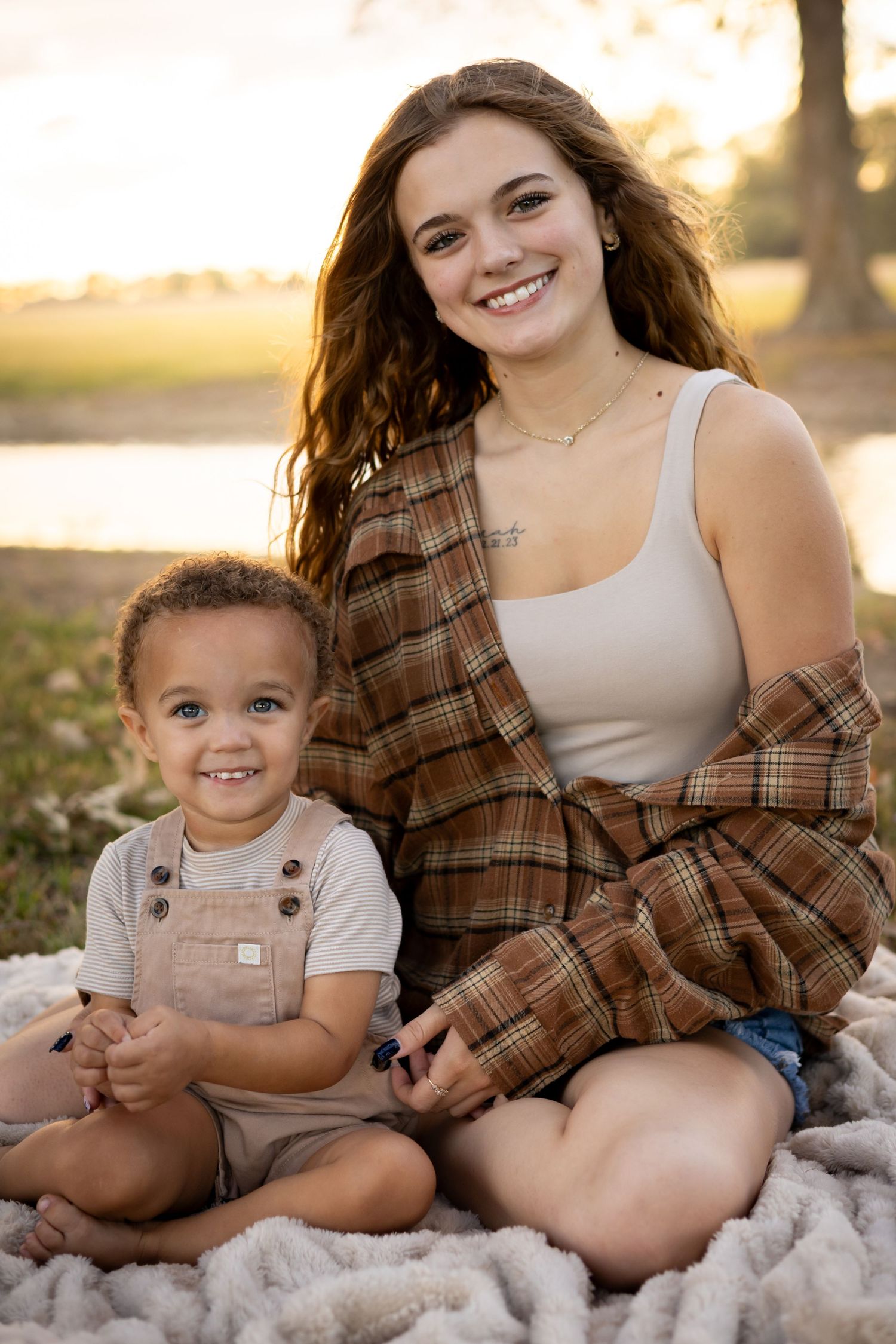 Family Session photography photographer Cleveland Mississippi 38732 photos mother son mom children