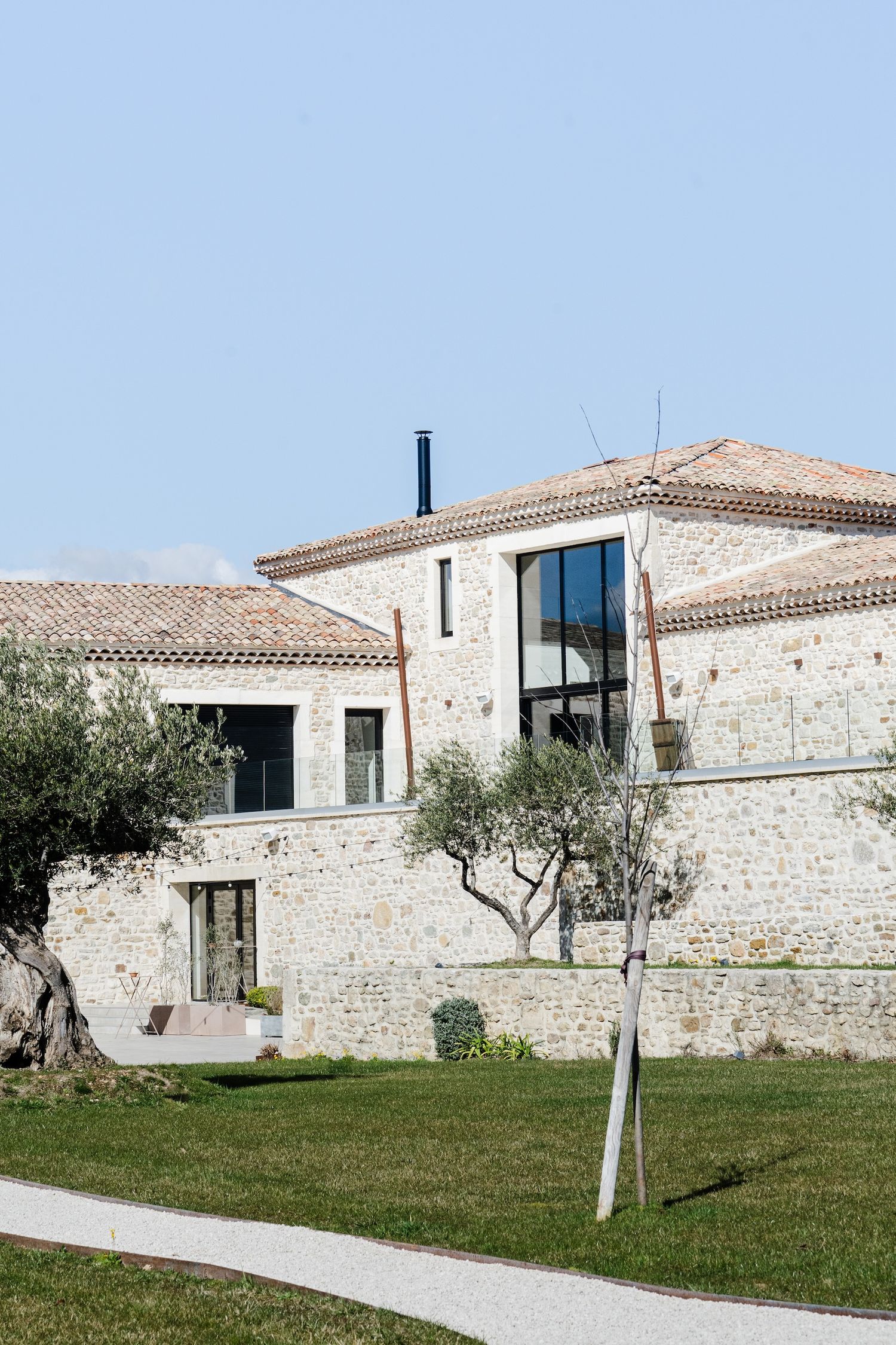 Image reportage de la Maison Claudie en Drôme Provençal, domaine de mariage luxe et haut de gamme.