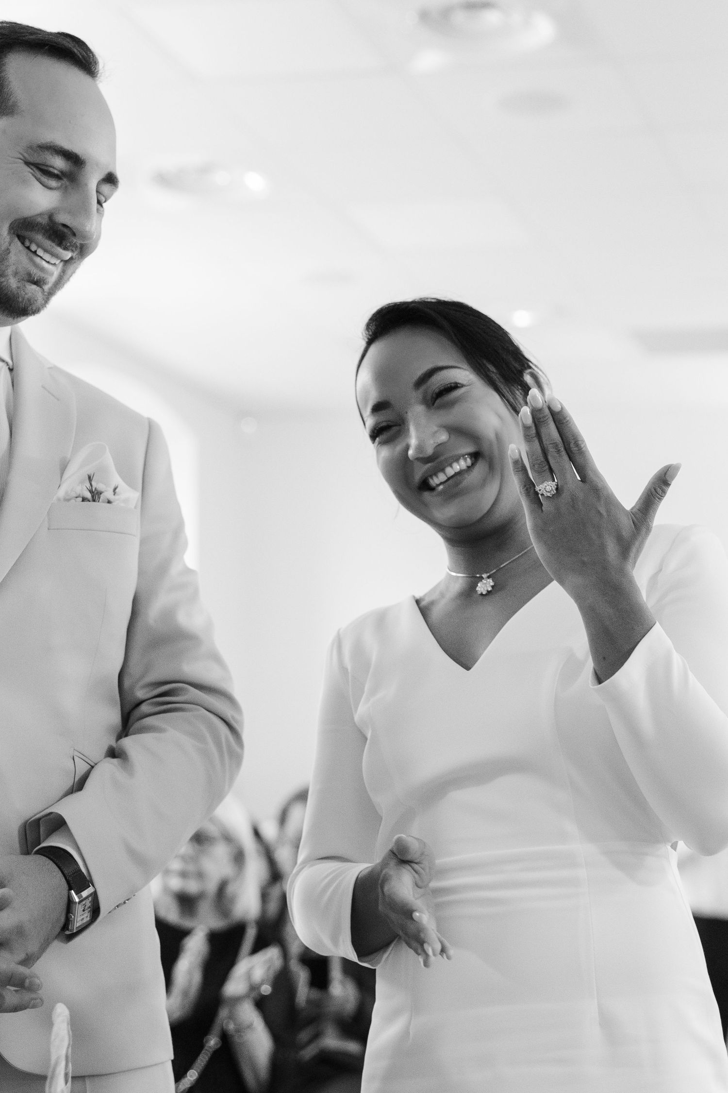 Photo du mariage de Monica et Benoit pendant la cérémonie à la mairie