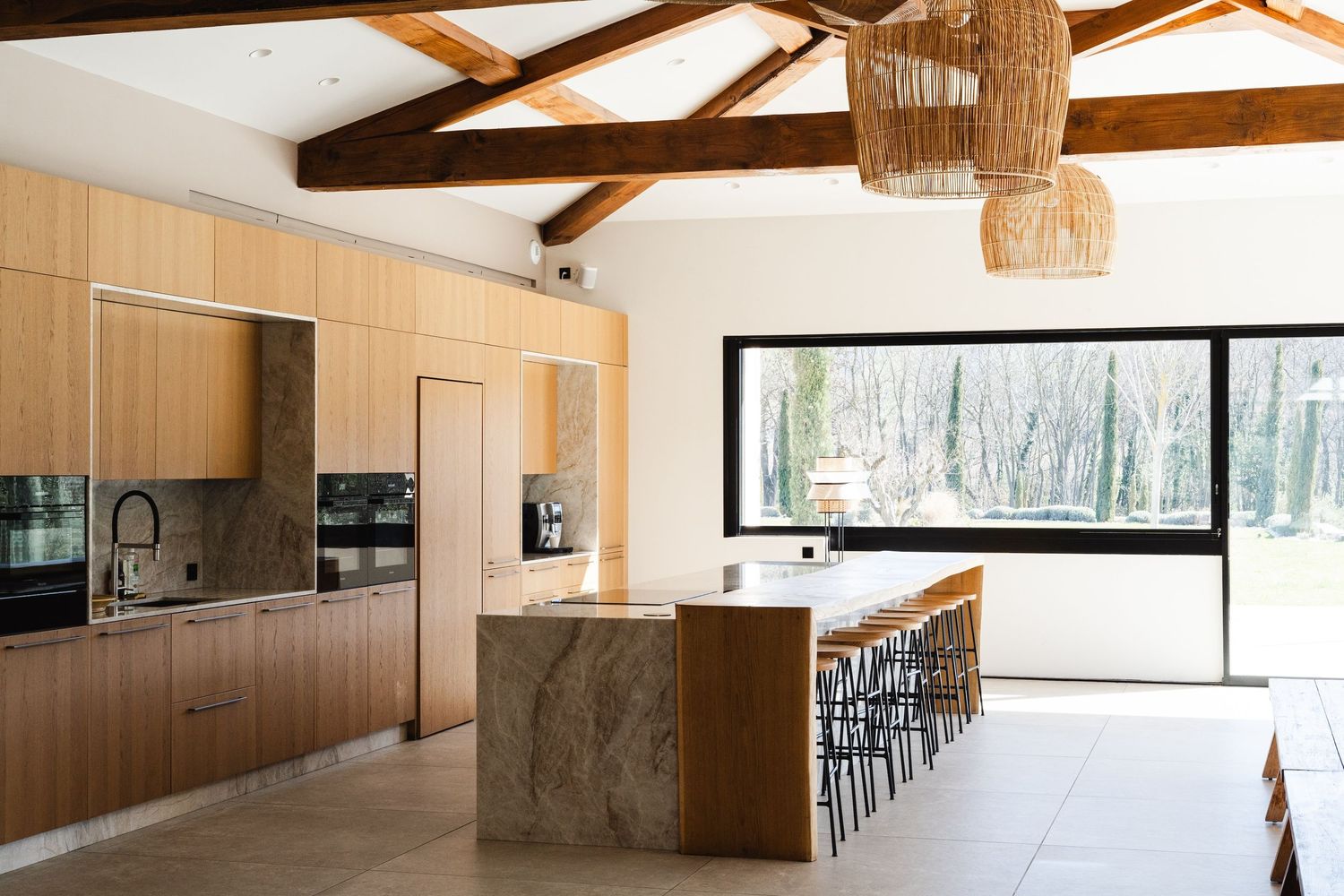 Image reportage de la Maison Claudie en Drôme Provençal, domaine de mariage luxe et haut de gamme.