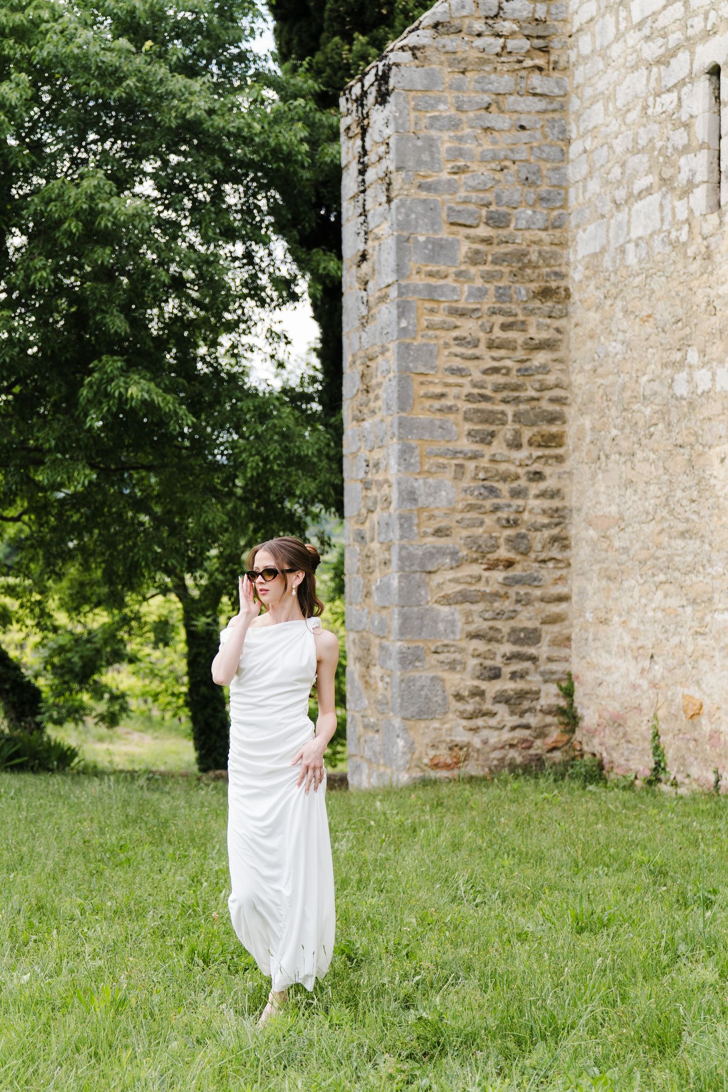 Photographe éditorial luxe – portrait artistique et haut de gamme de Daria, beauté intemporelle.