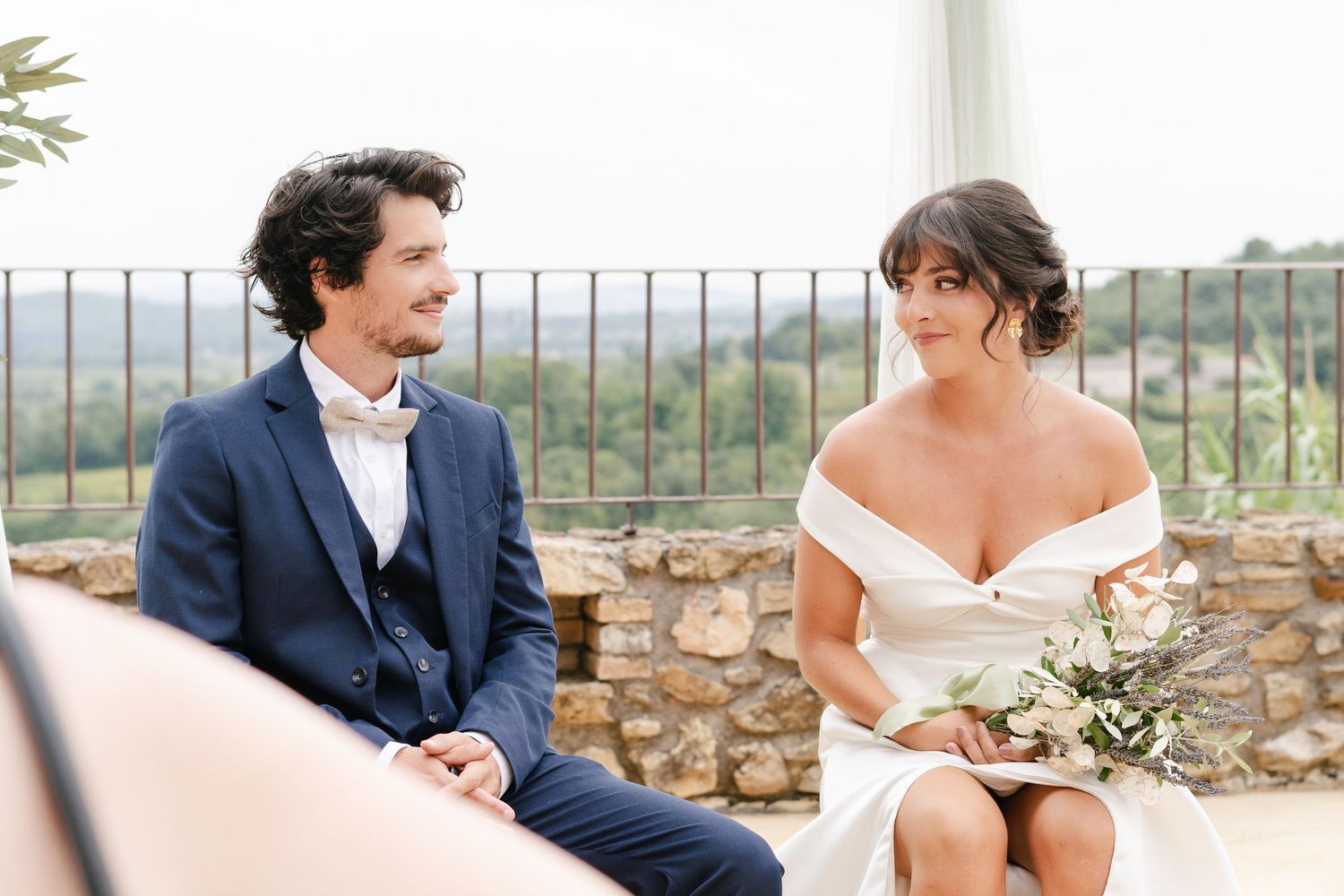 Photo du mariage de Allison et Jeremy photo du couple pendant la cérémonie