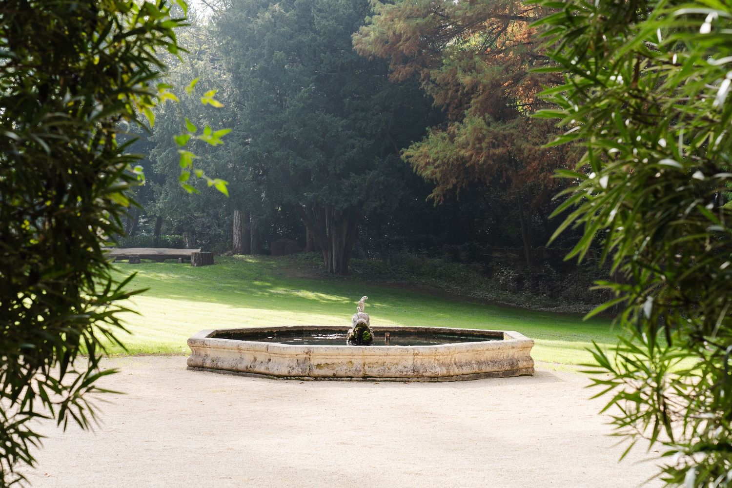 Image reportage du Château des Barrenques en Provence, domaine de mariage luxe et haut de gamme.
