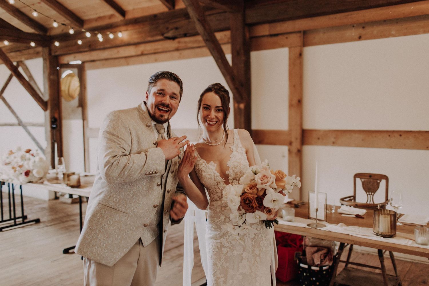 Hochzeit / Hochzeitsfotografin Schwandorf / Schwarzenfeld / Regensburg / Amberg / Bayerischer Wald / Bräuhaus Schwarzach / Schloss Hemhofen