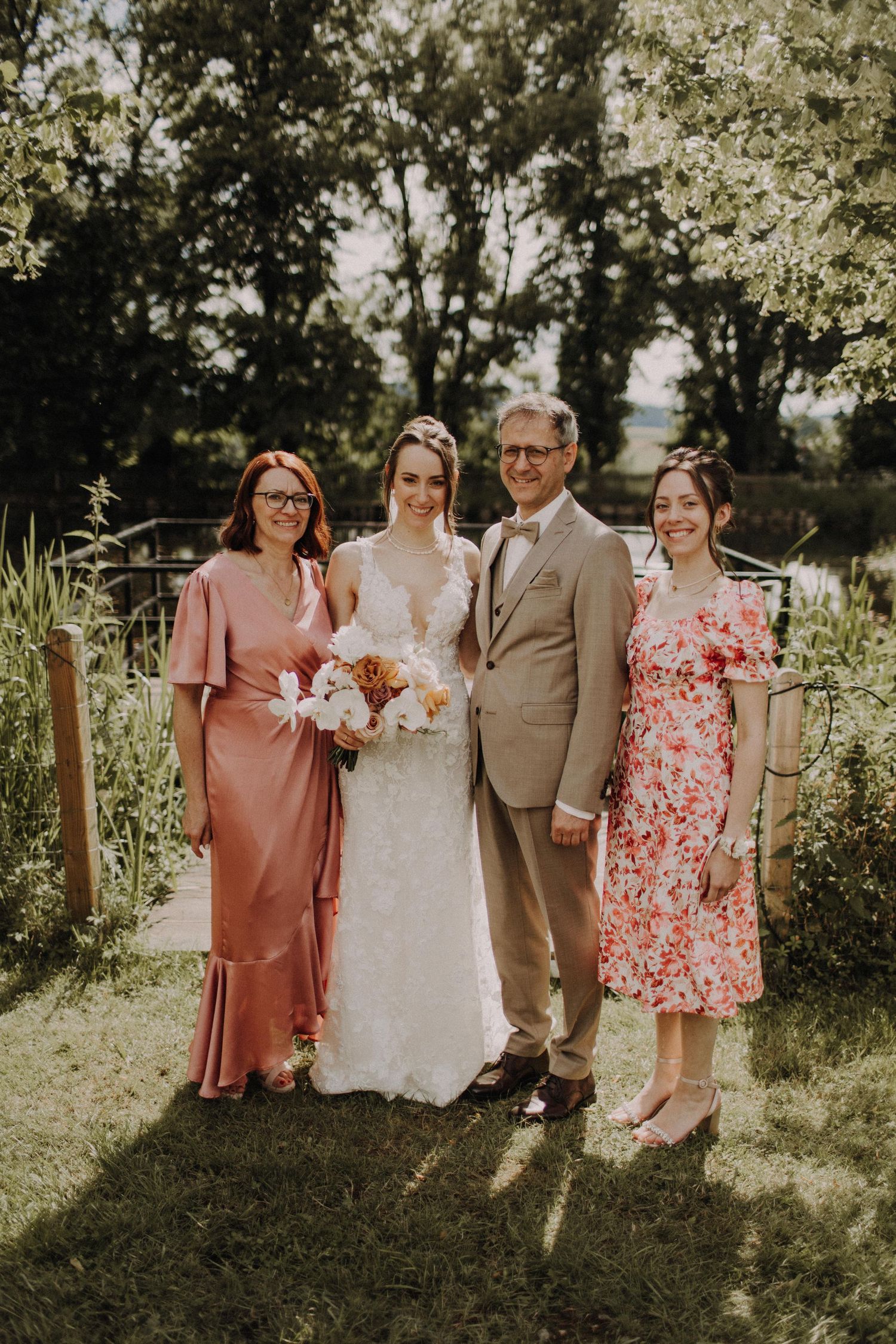 Hochzeit / Hochzeitsfotografin Schwandorf / Schwarzenfeld / Regensburg / Amberg / Bayerischer Wald / Bräuhaus Schwarzach / Schloss Hemhofen