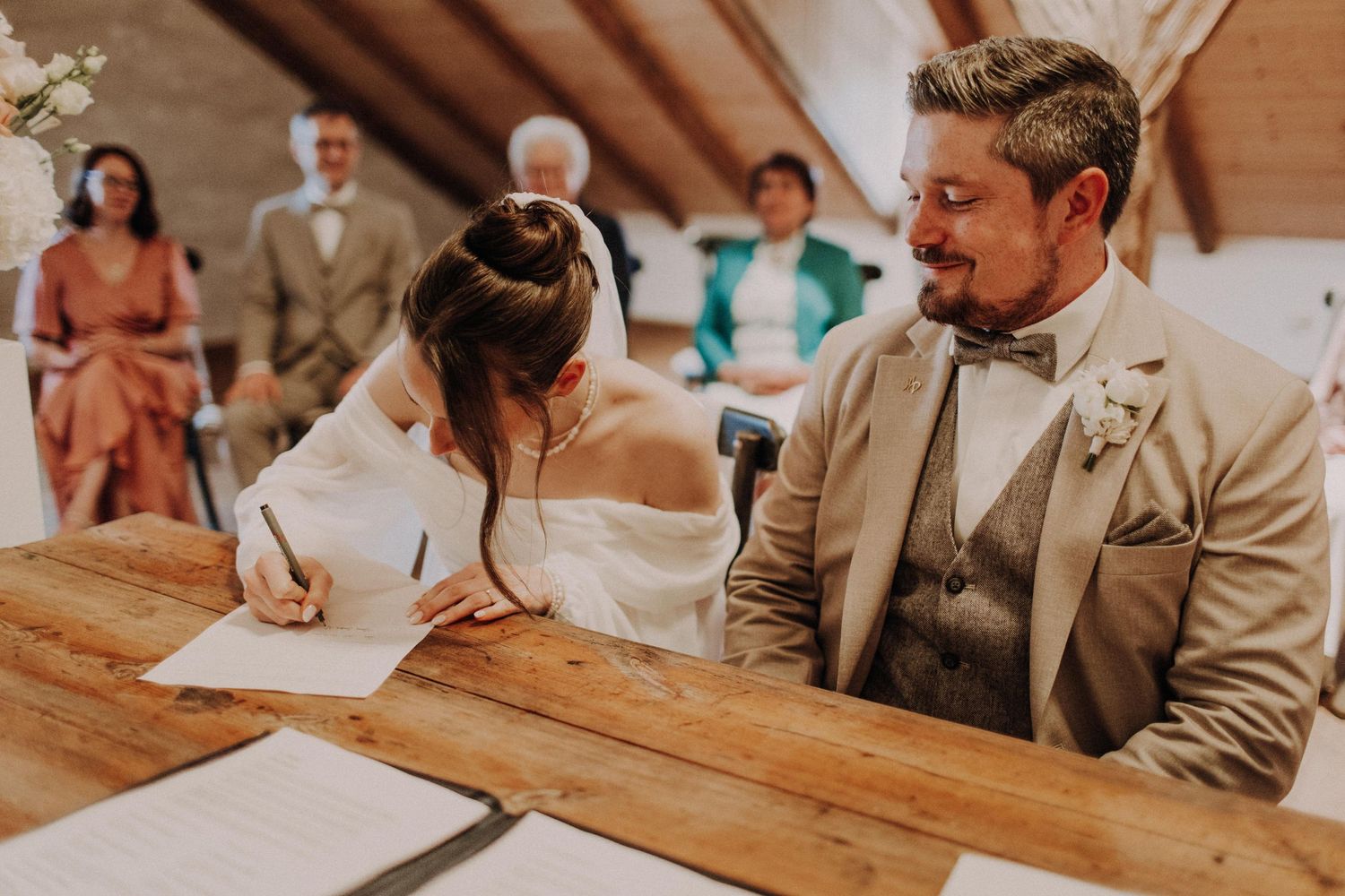 Hochzeit / Hochzeitsfotografin Schwandorf / Schwarzenfeld / Regensburg / Amberg / Bayerischer Wald / Bräuhaus Schwarzach / Schloss Hemhofen
