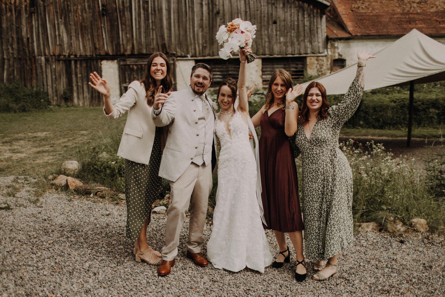 Hochzeit / Hochzeitsfotografin Schwandorf / Schwarzenfeld / Regensburg / Amberg / Bayerischer Wald / Bräuhaus Schwarzach / Schloss Hemhofen