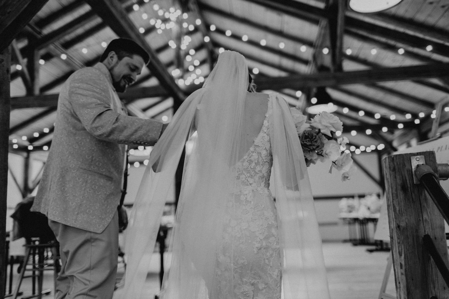 Hochzeit / Hochzeitsfotografin Schwandorf / Schwarzenfeld / Regensburg / Amberg / Bayerischer Wald / Bräuhaus Schwarzach / Schloss Hemhofen