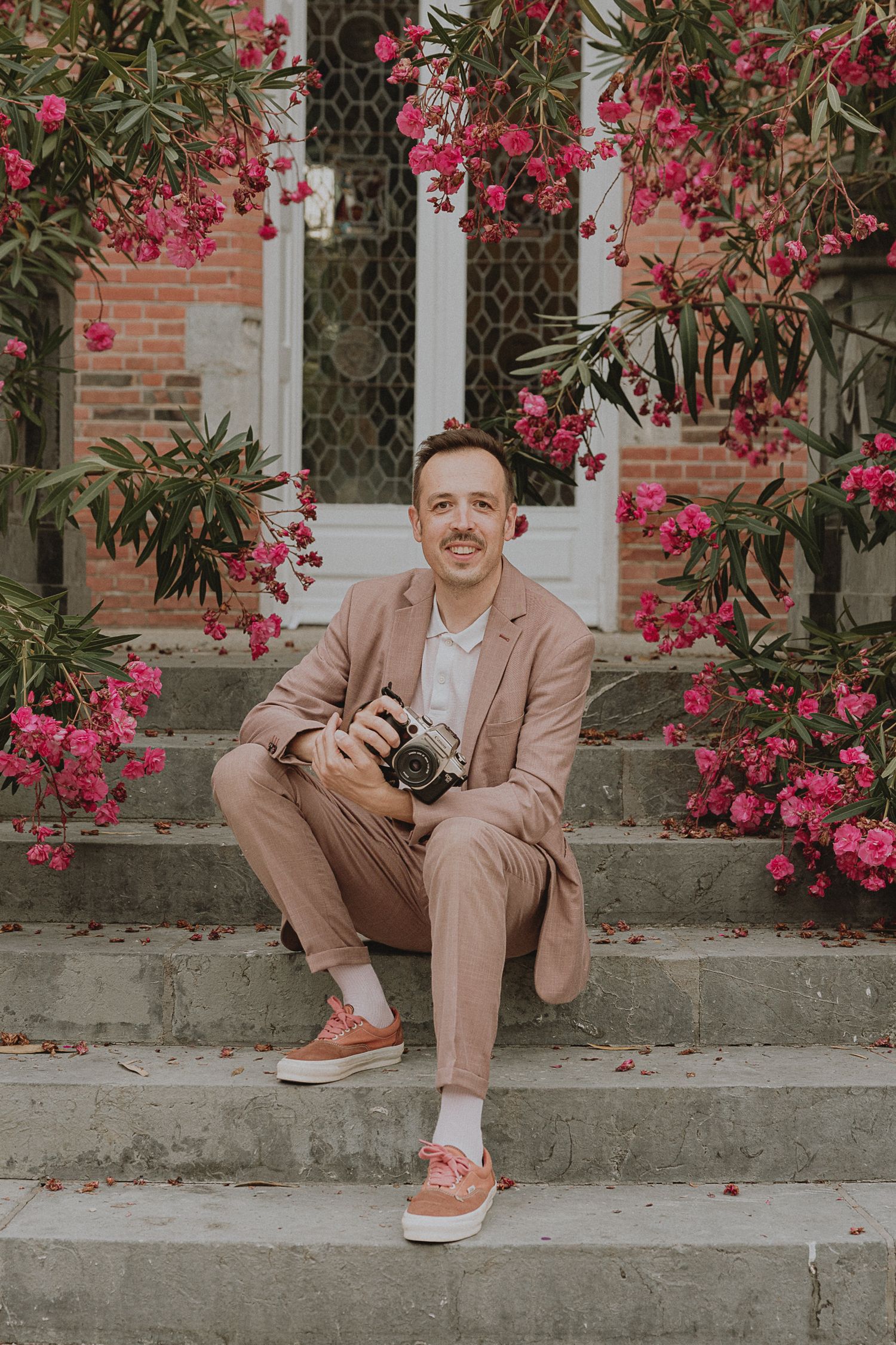 french wedding photographer fluent in English for your wedding in France, Provence