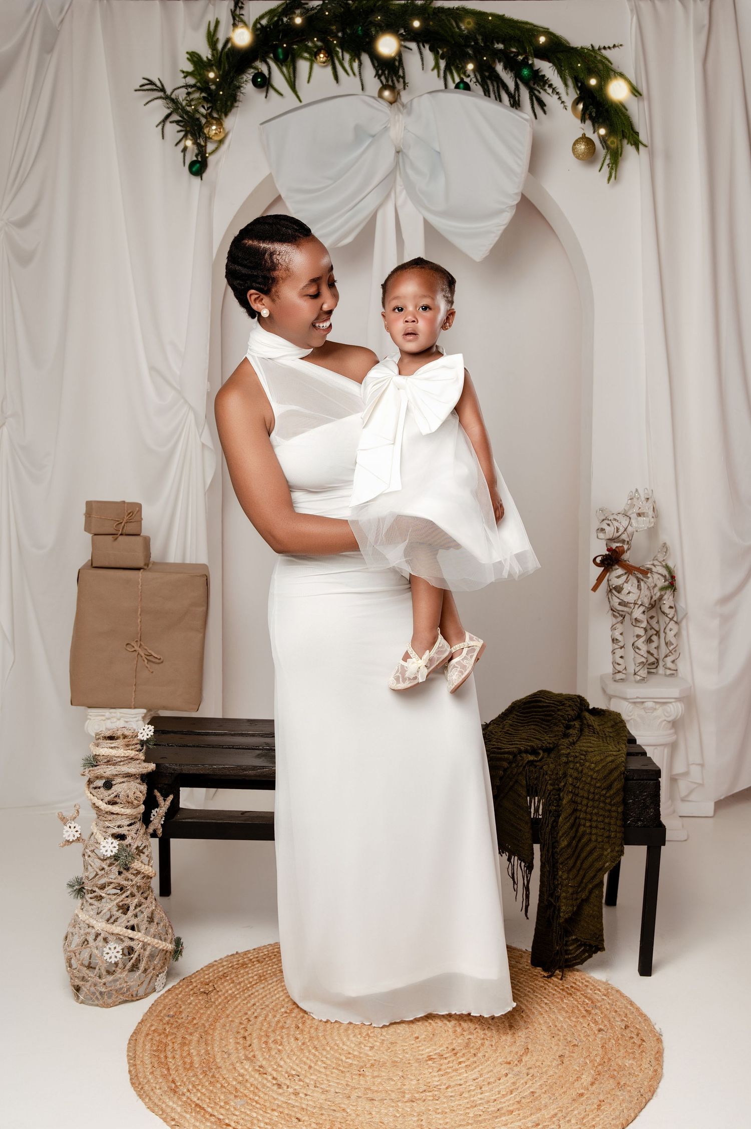 maternity, newborn studio photographer johannesburg sandton, Jepson midrand, bryanston, fourways. Best photographer. Shutter Rim Photography