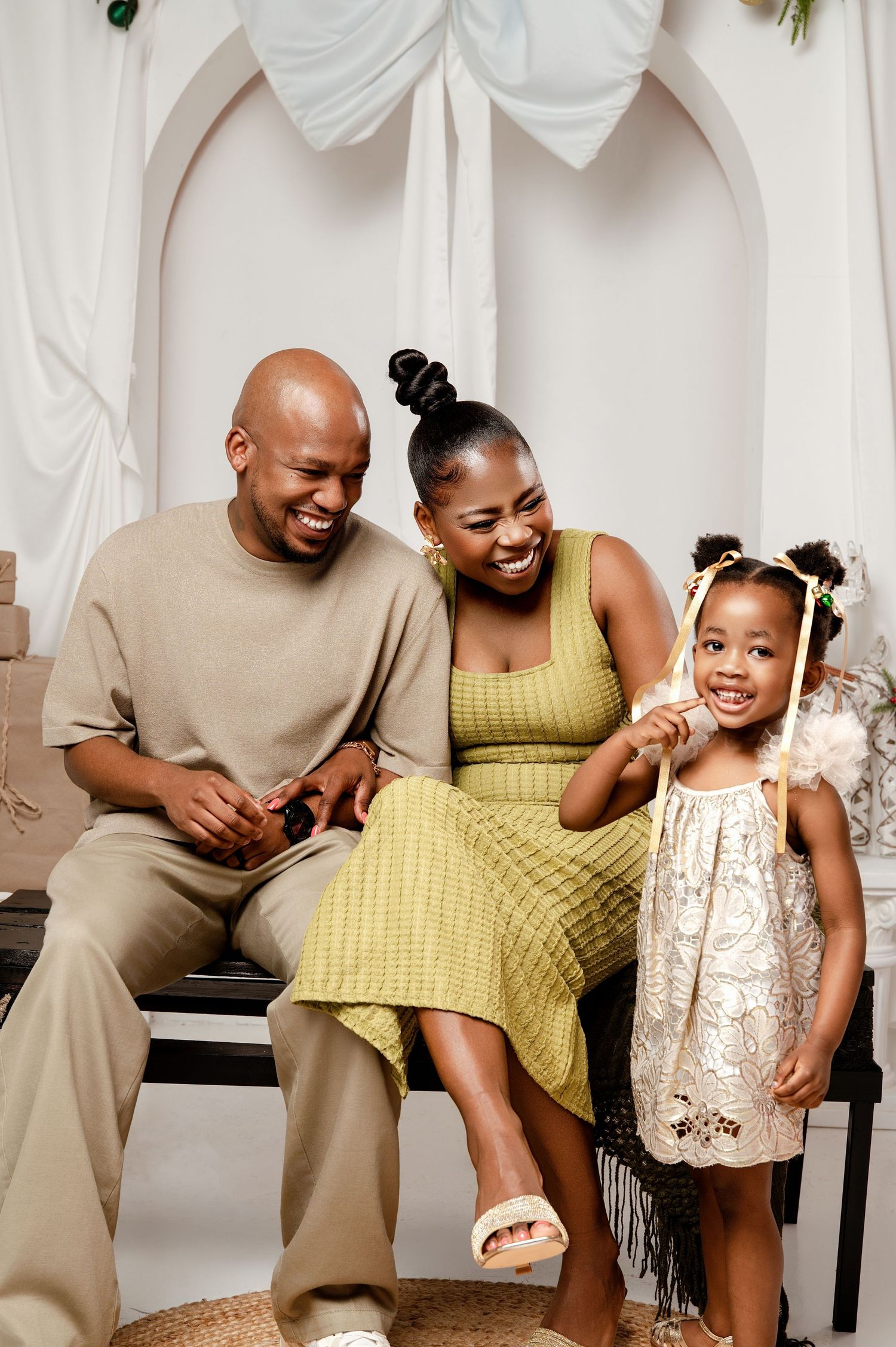 maternity, newborn studio photographer johannesburg sandton, Jepson midrand, bryanston, fourways. Best photographer. Shutter Rim Photography