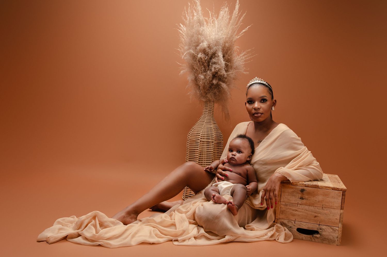 maternity, newborn studio photographer johannesburg sandton, Jepson midrand, bryanston, fourways. Best photographer. Shutter Rim Photography
