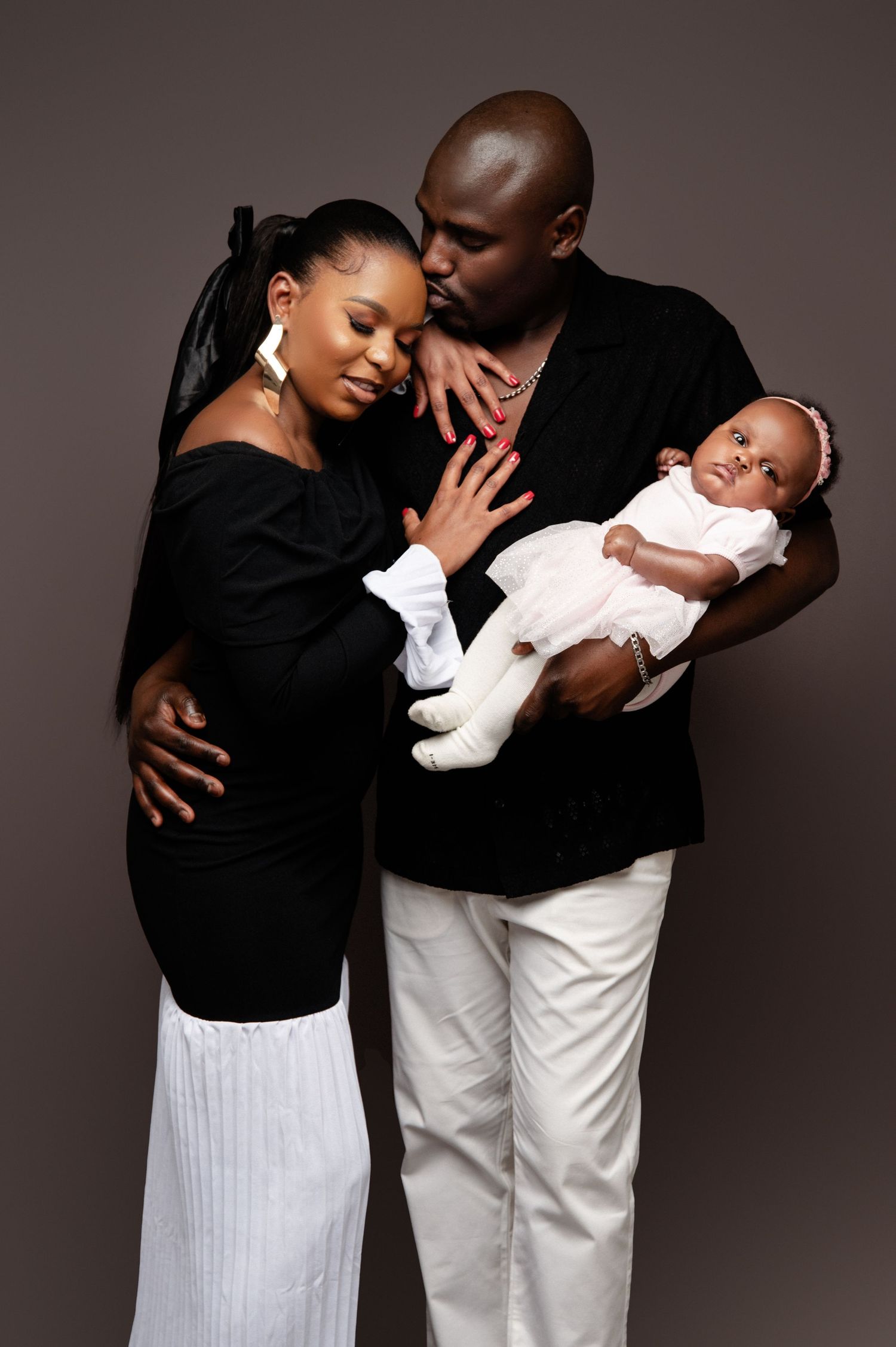 maternity, newborn studio photographer johannesburg sandton, Jepson midrand, bryanston, fourways. Best photographer. Shutter Rim Photography
