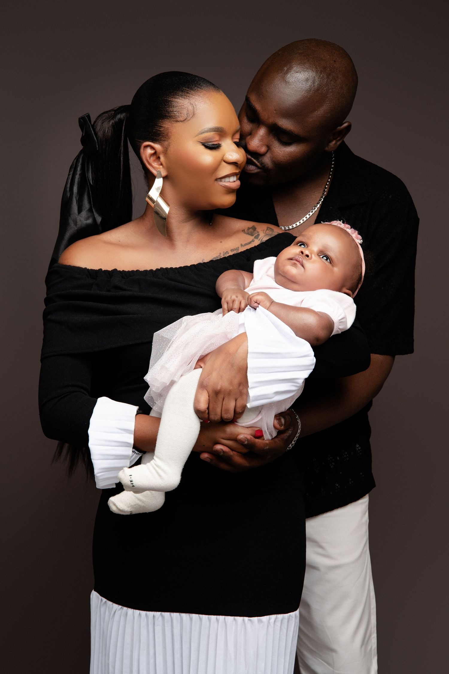 maternity, newborn studio photographer johannesburg sandton, Jepson midrand, bryanston, fourways. Best photographer. Shutter Rim Photography