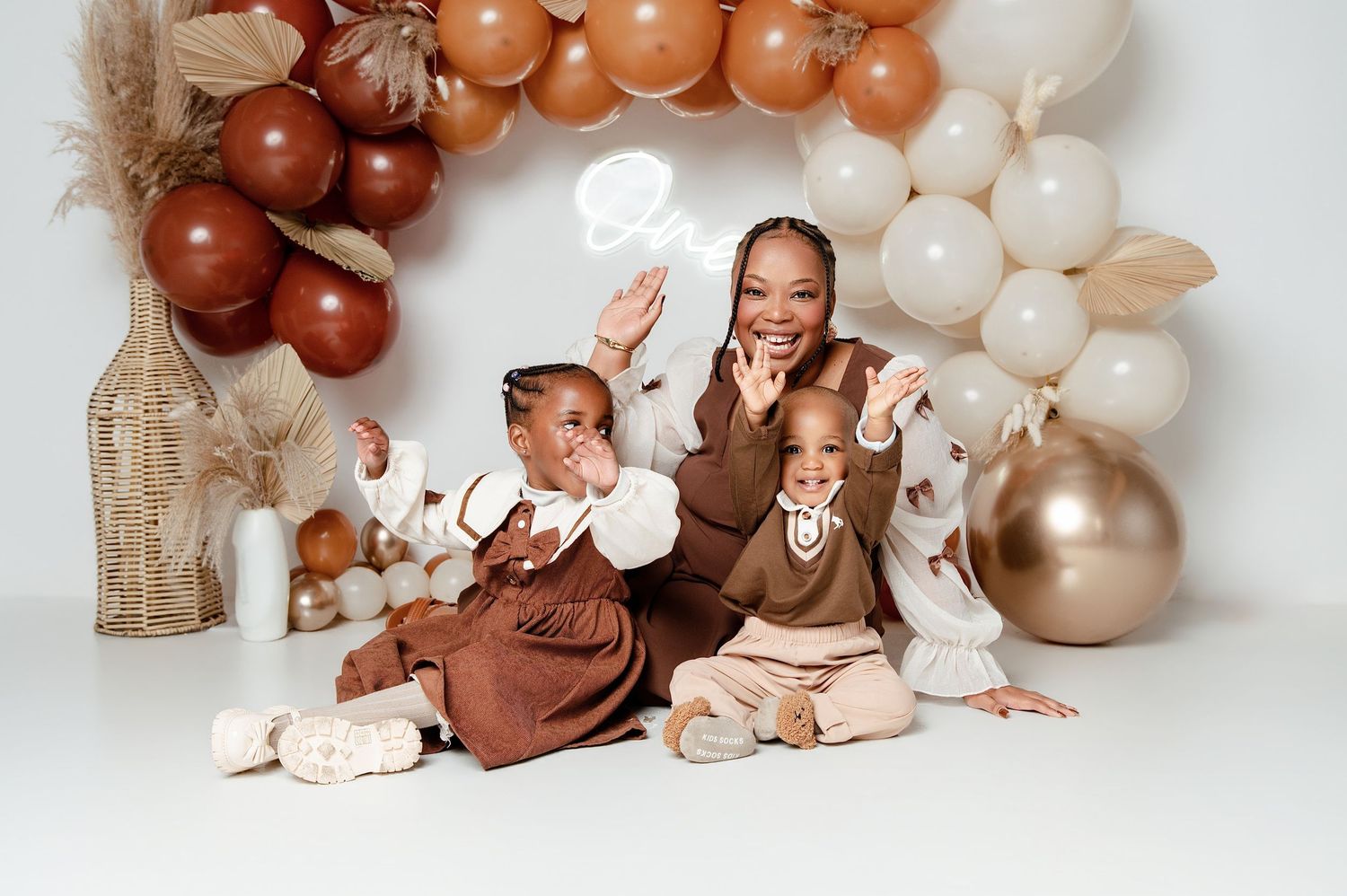 maternity, newborn studio photographer johannesburg sandton, Jepson midrand, bryanston, fourways. Best photographer. Shutter Rim Photography