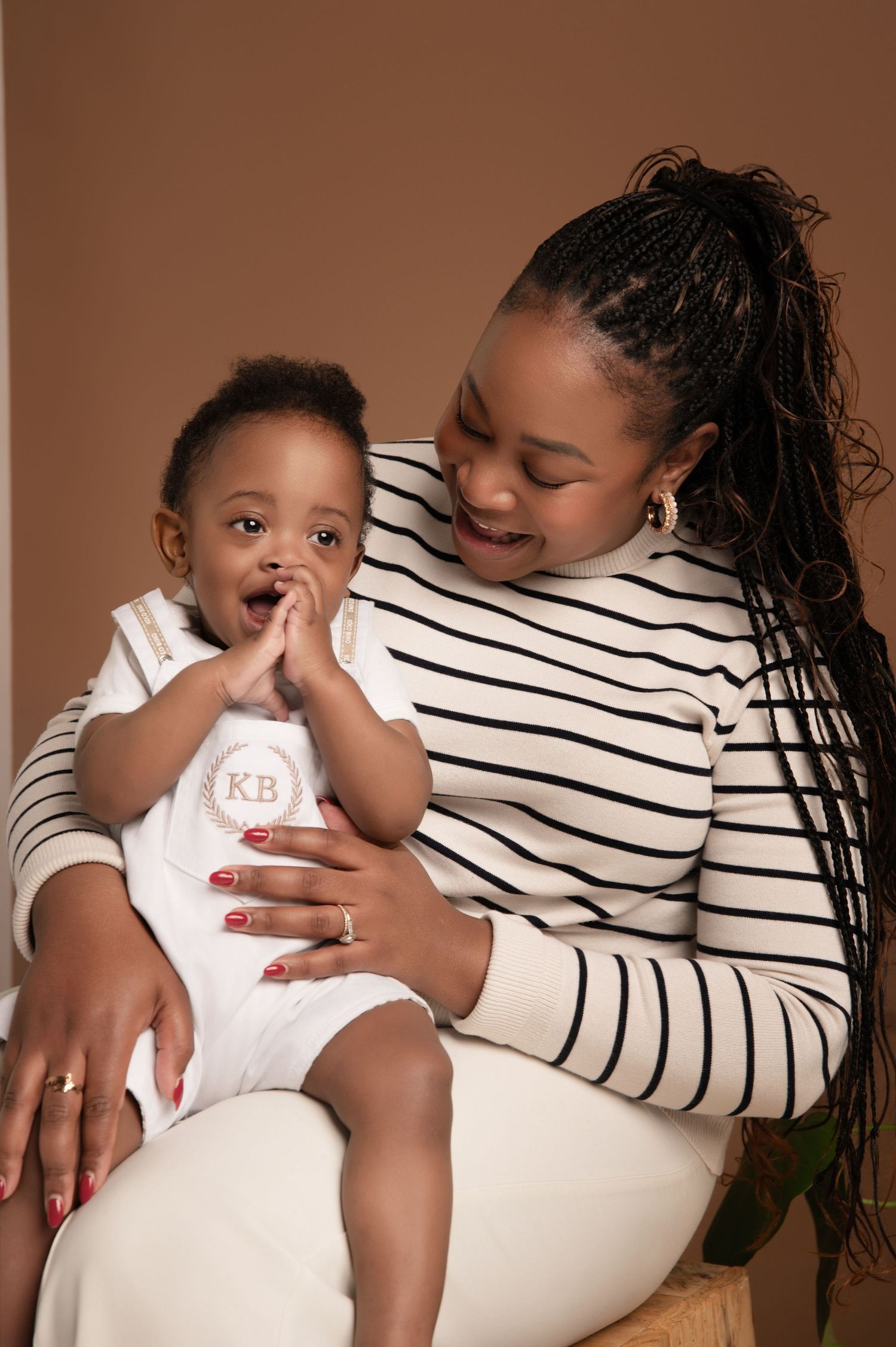maternity, newborn studio photographer johannesburg sandton, Jepson midrand, bryanston, fourways. Best photographer. Shutter Rim Photography
