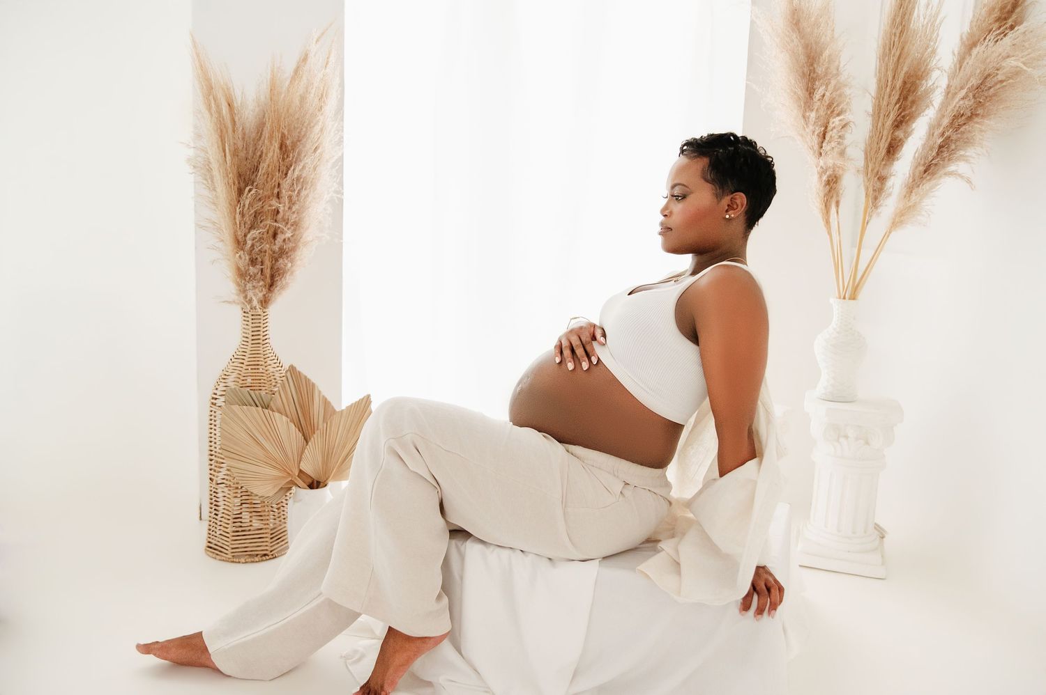 maternity, newborn studio photographer johannesburg sandton, Jepson midrand, bryanston, fourways. Best photographer. Shutter Rim Photography