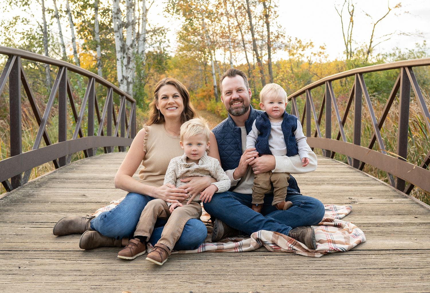 fall family on bridge