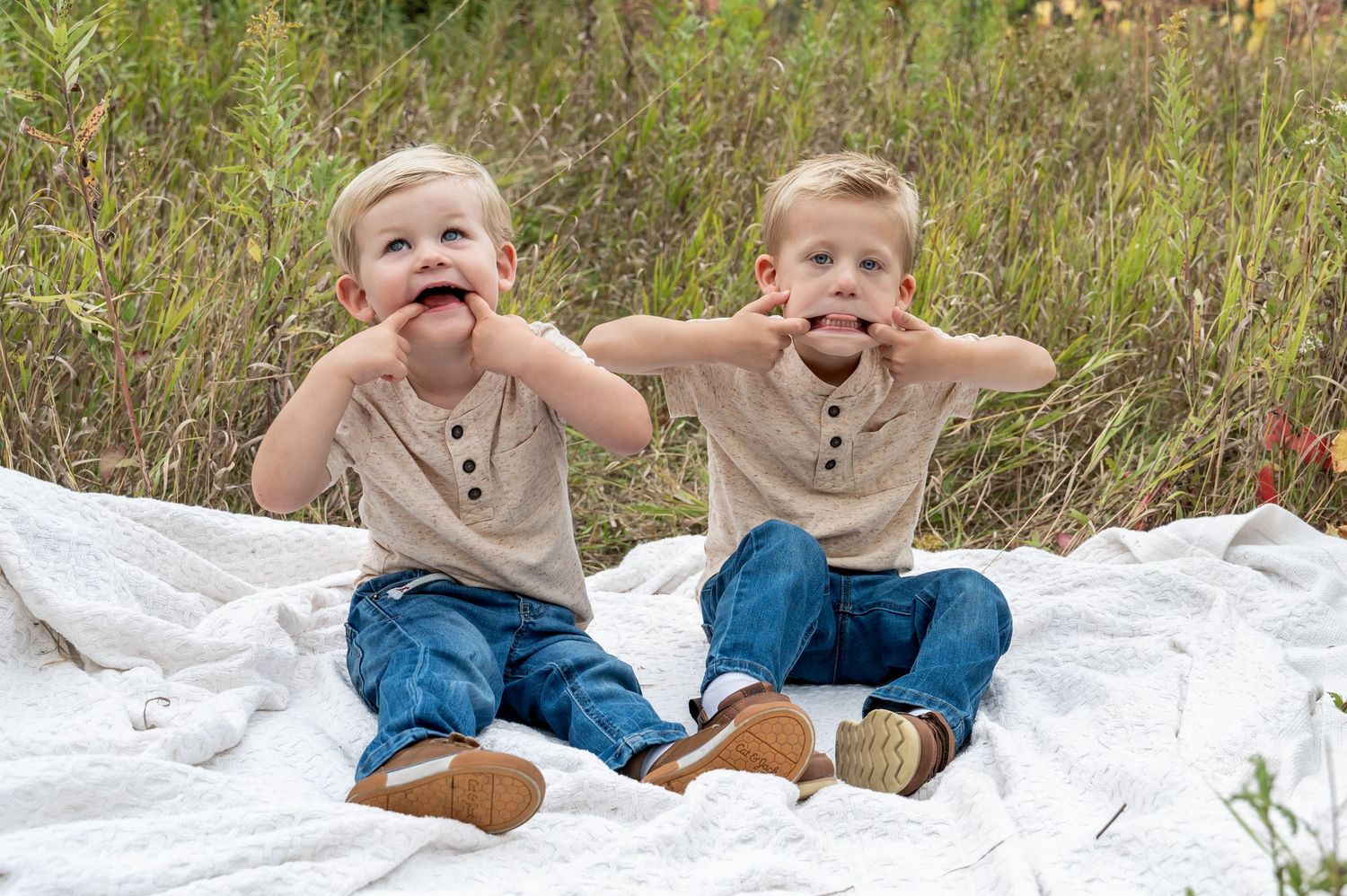 kids making funny faces for a photo