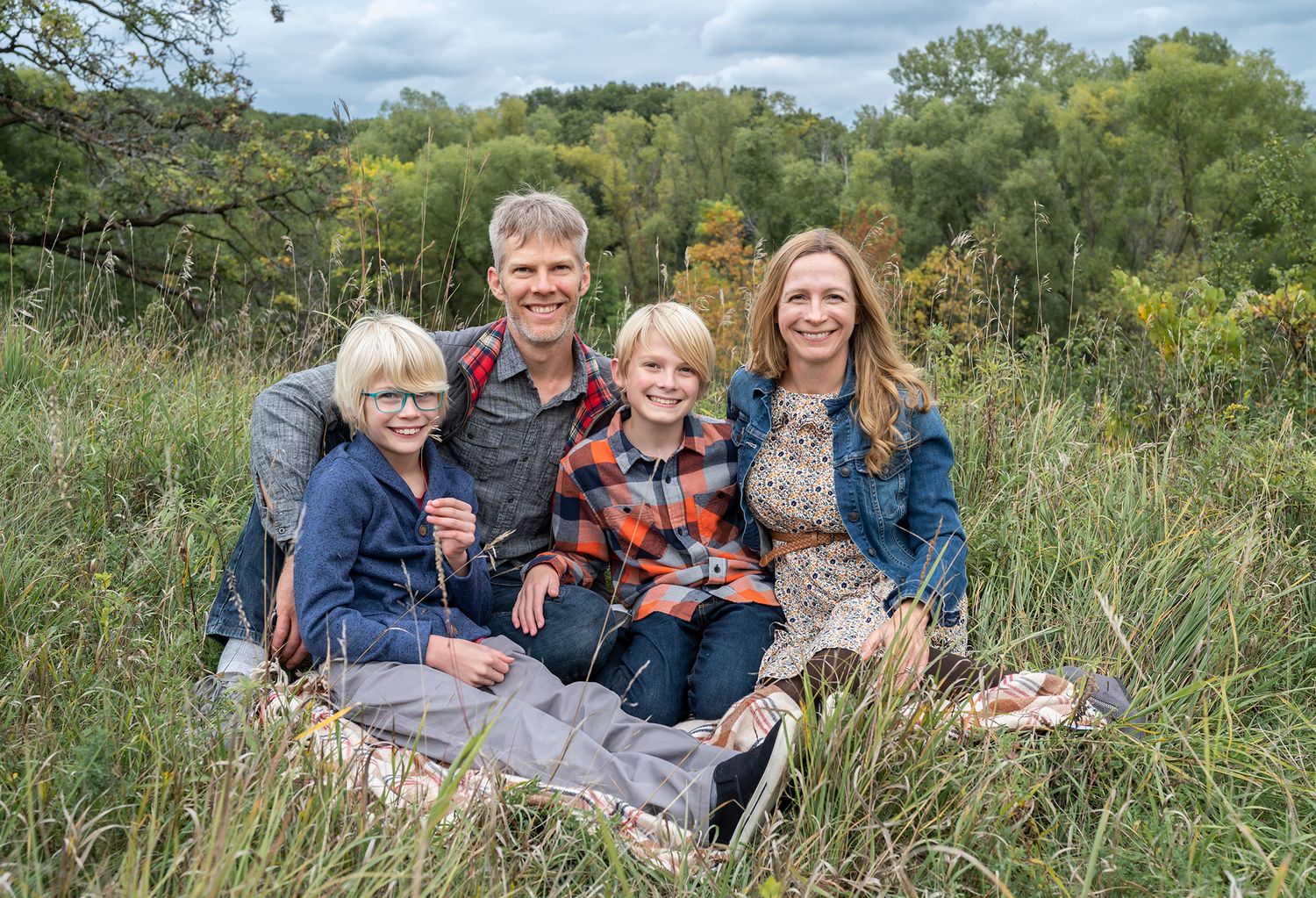 fall family in field