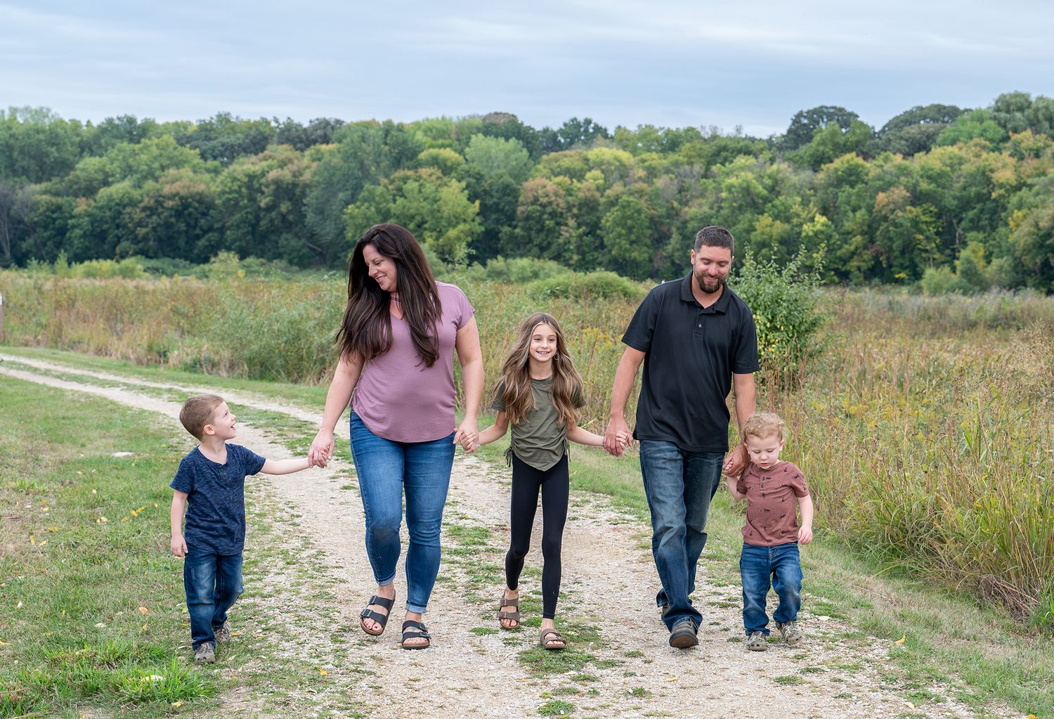 candid photo family walking