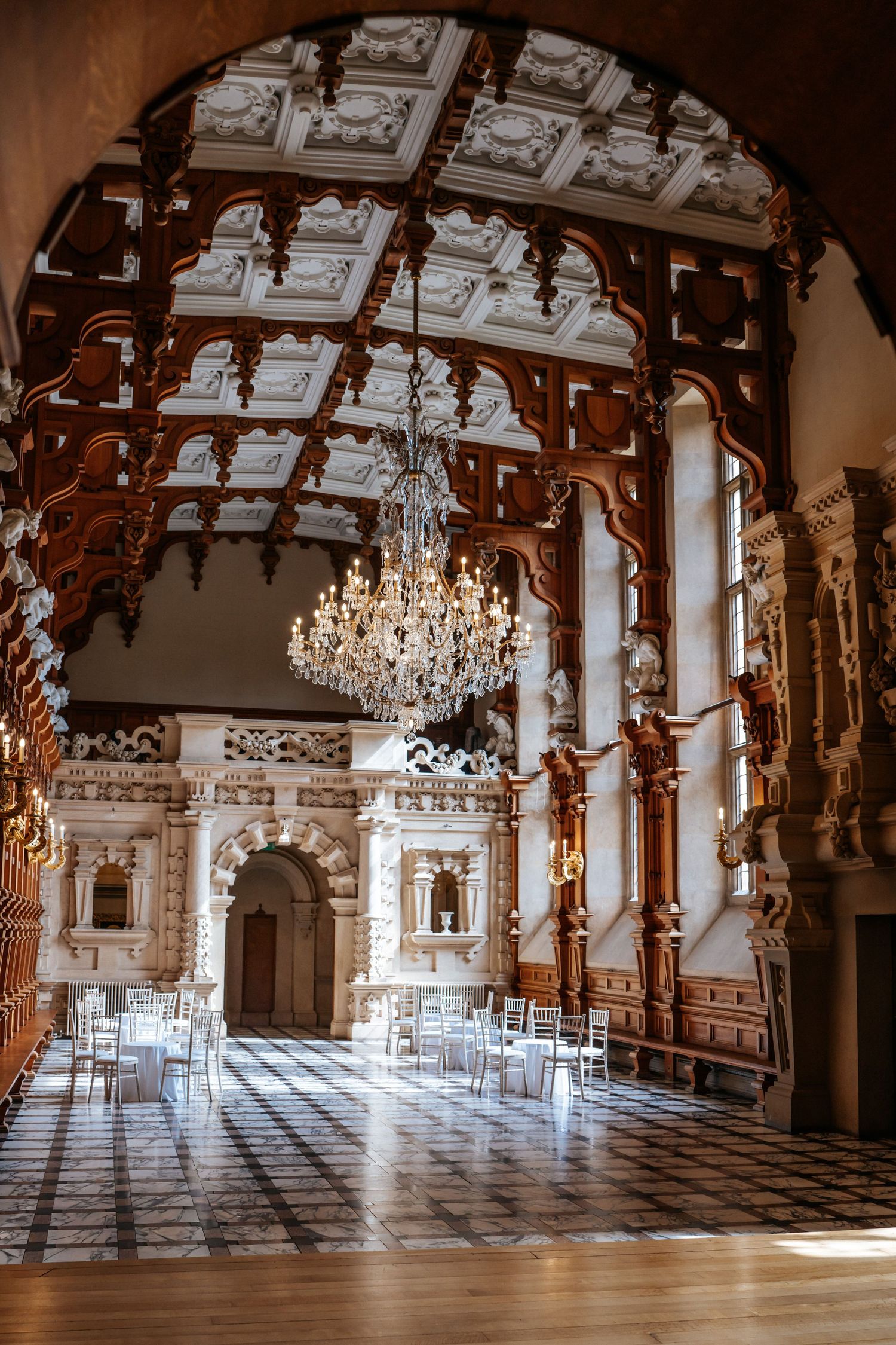 Harlaxton Manor wedding photographer. Harlaxton Manor wedding photographer. Halaxton Manor wedding.