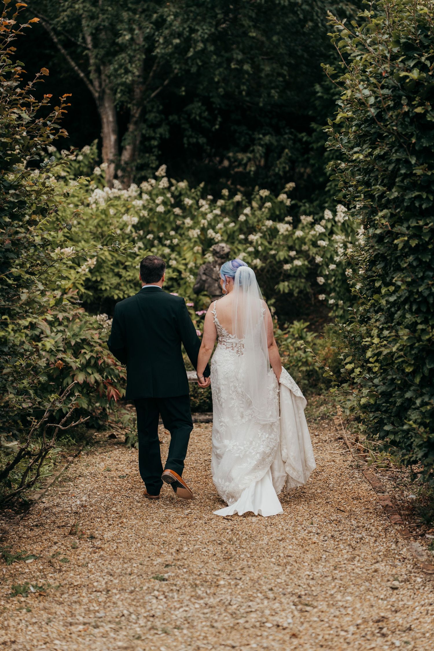 Harlaxton Manor wedding photographer. Harlaxton Manor wedding photographer. Halaxton Manor wedding.