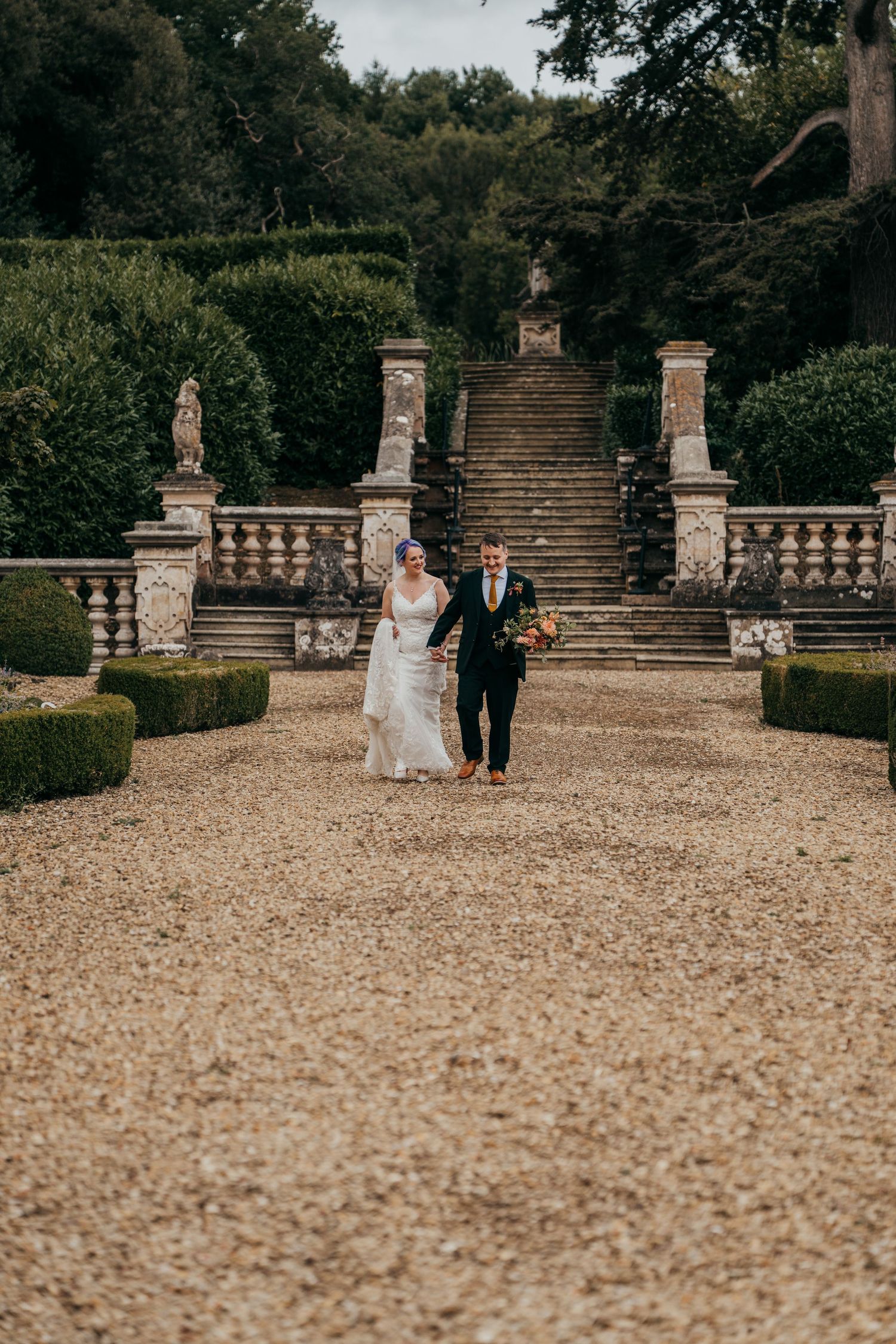 Harlaxton Manor wedding photographer. Harlaxton Manor wedding photographer. Halaxton Manor wedding.