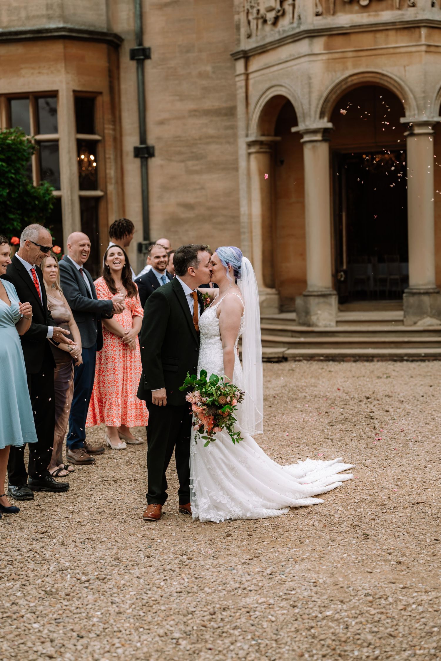 Harlaxton Manor wedding photographer. Harlaxton Manor wedding photographer. Halaxton Manor wedding.