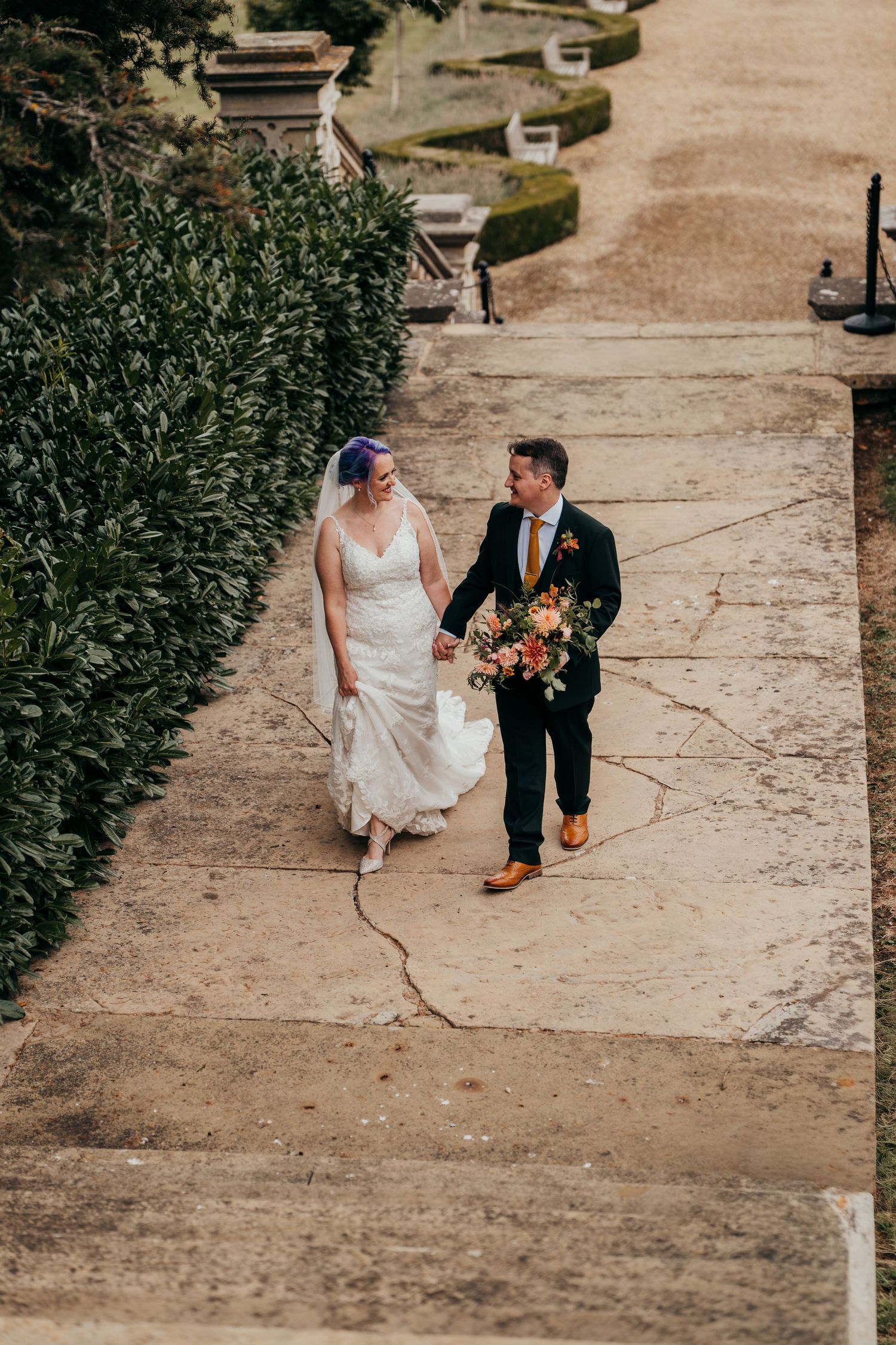 Harlaxton Manor wedding photographer. Harlaxton Manor wedding photographer. Halaxton Manor wedding.