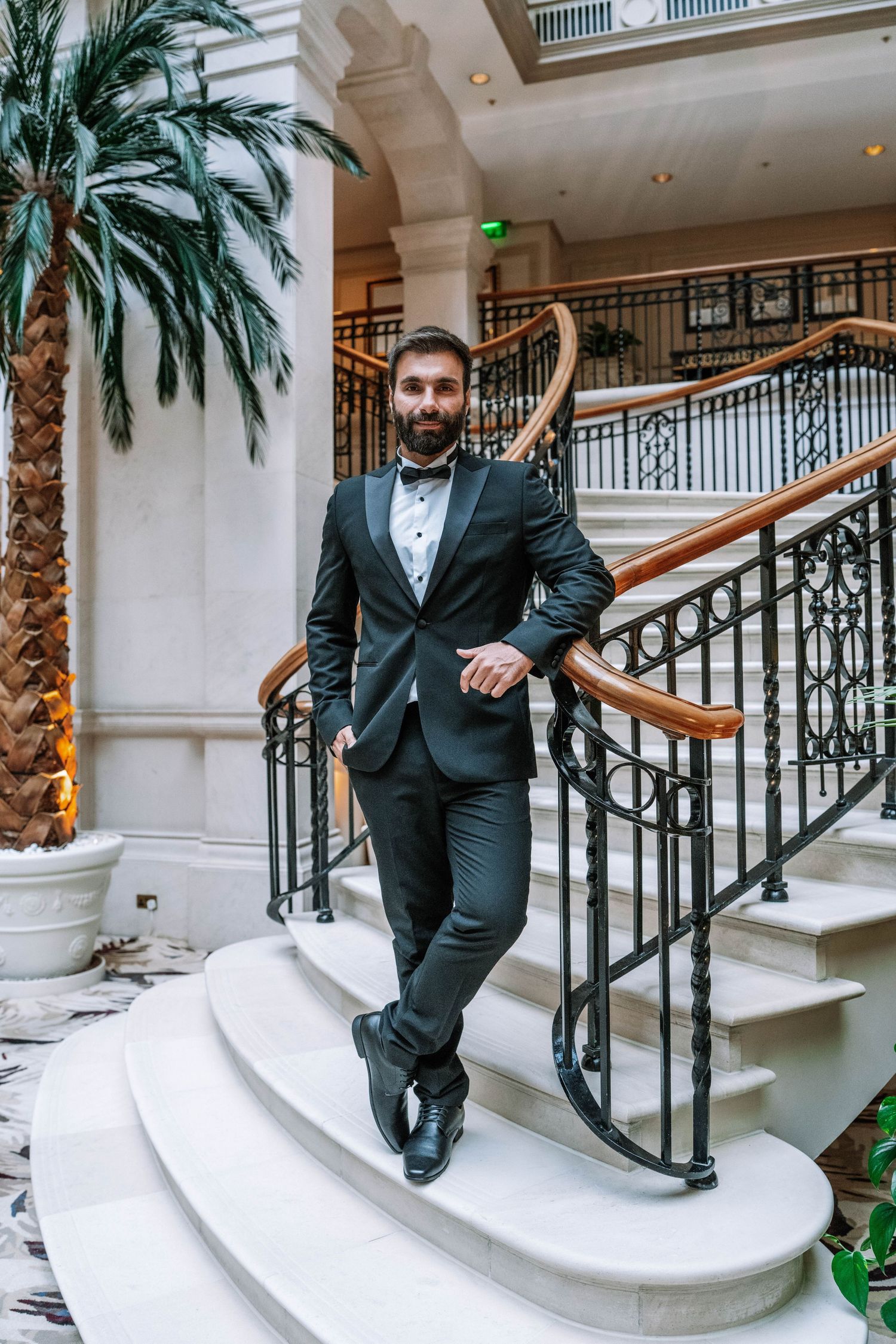 Landmark Hotel wedding Photographer.  Landmark Hotel wedding photography. London Wedding Photographer. London Town Hall.