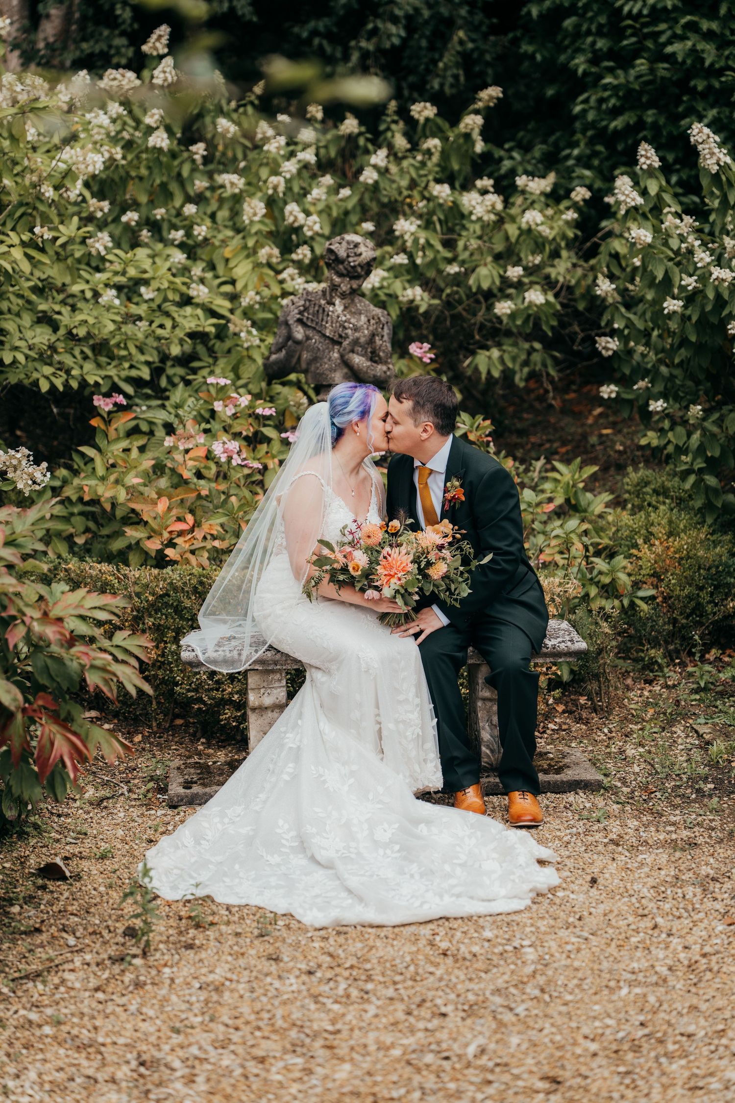 Harlaxton Manor wedding photographer. Harlaxton Manor wedding photographer. Halaxton Manor wedding.