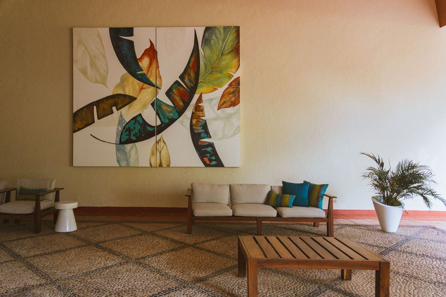 Modern shot of hotel interior with a painting and natural light