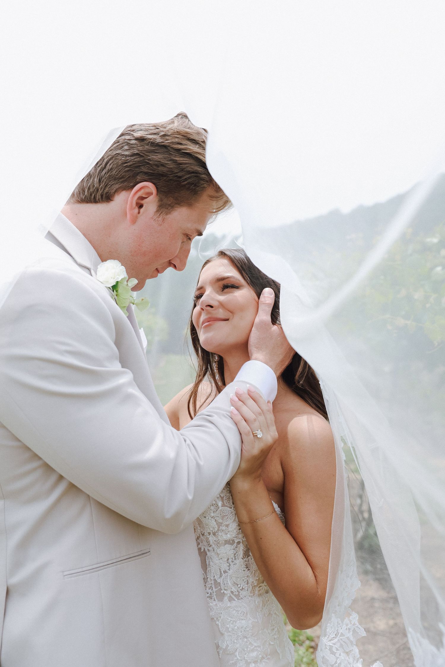 Emotional wedding ceremony moment in Chicago by Sam Burm Photo