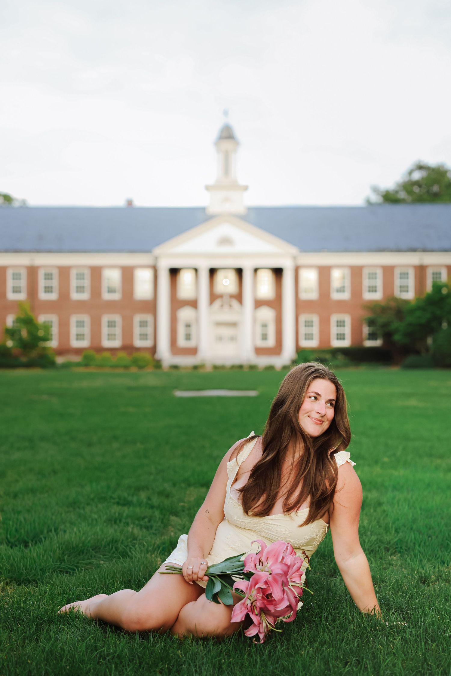College graduation portrait in Chicago photographed by Sam Burm Photo