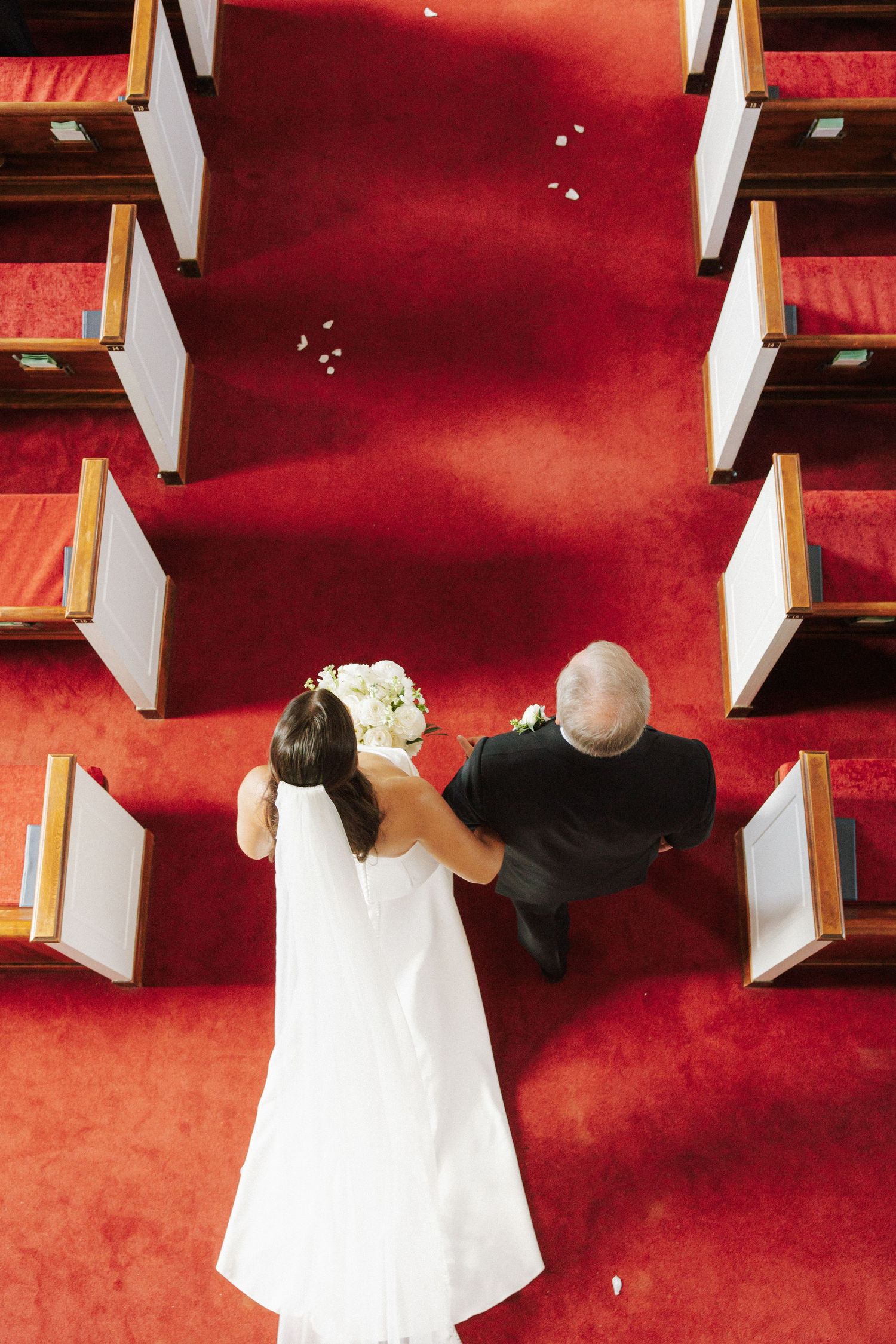 Luxury Chicago wedding reception candid photographed by Sam Burm Photo