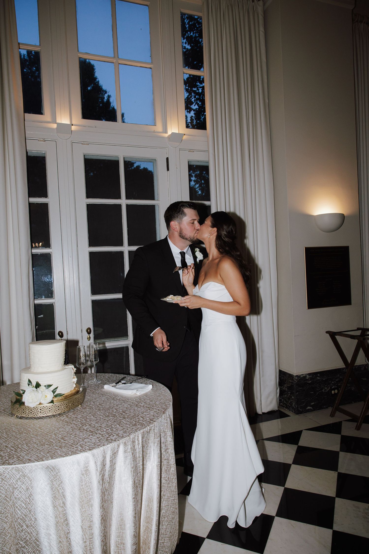 Editorial wedding portrait in Chicago by Sam Burm Photo