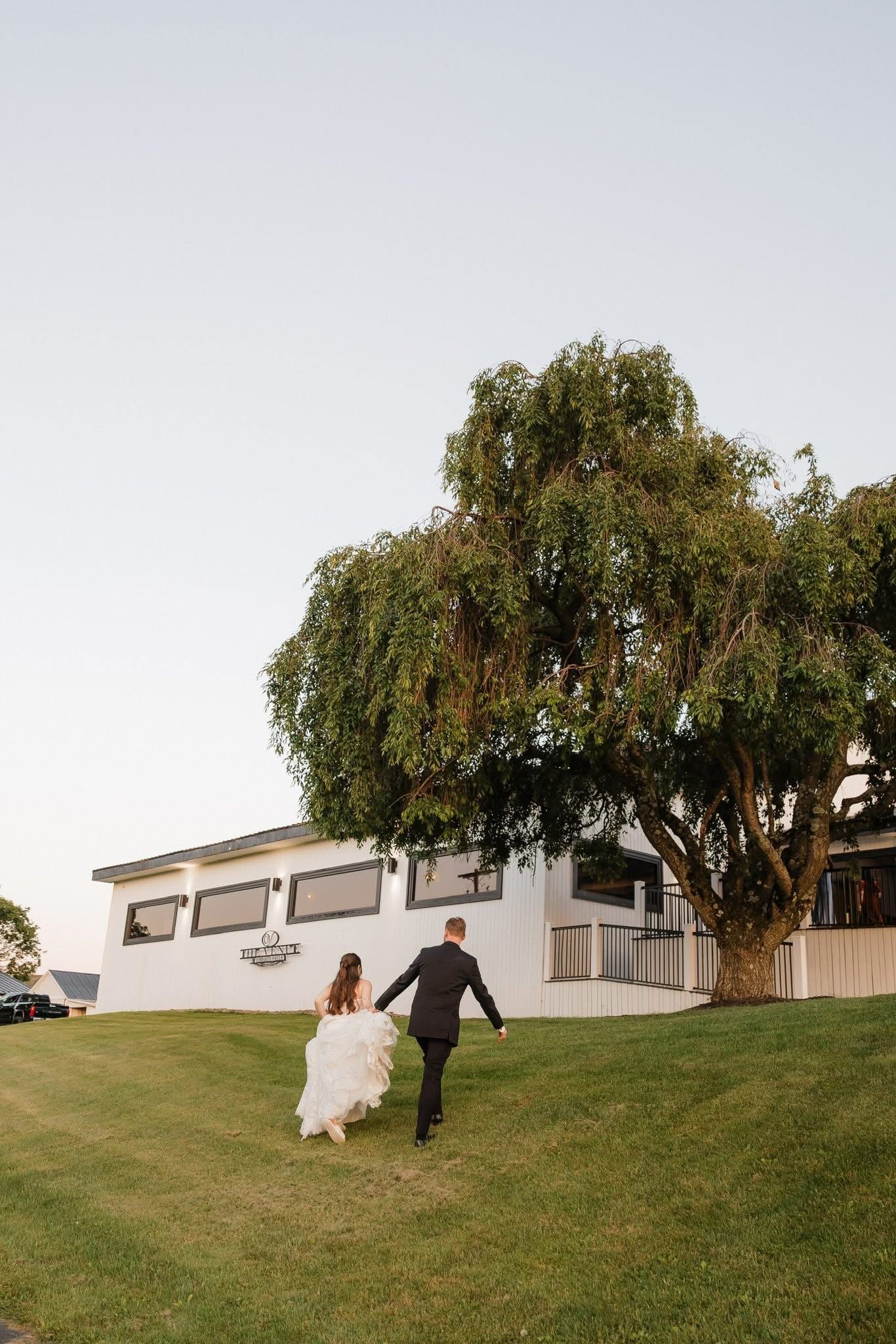 Dominique & Chris's Wedding - Konnor & Samantha Photography