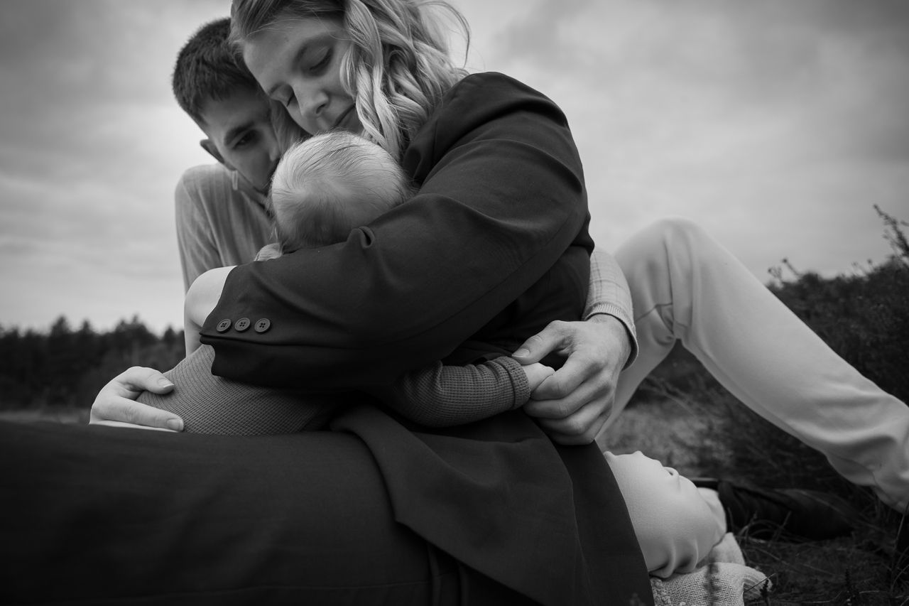 Geen standaard fotoshoot bergen op zoom Brabant buiten met gezin