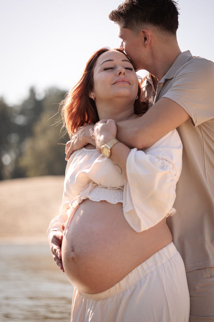 Zwangerschapsfotoshoot met partner Bergen op Zoom