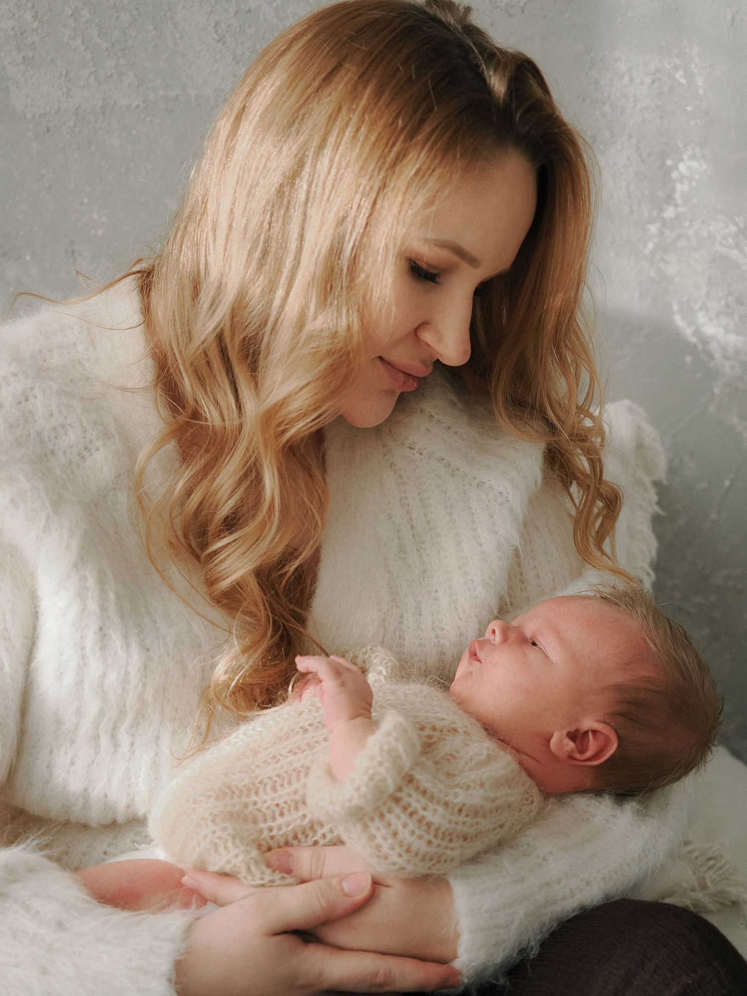 newborn kuvaus, vastasyntyneen kuvaus studiolla