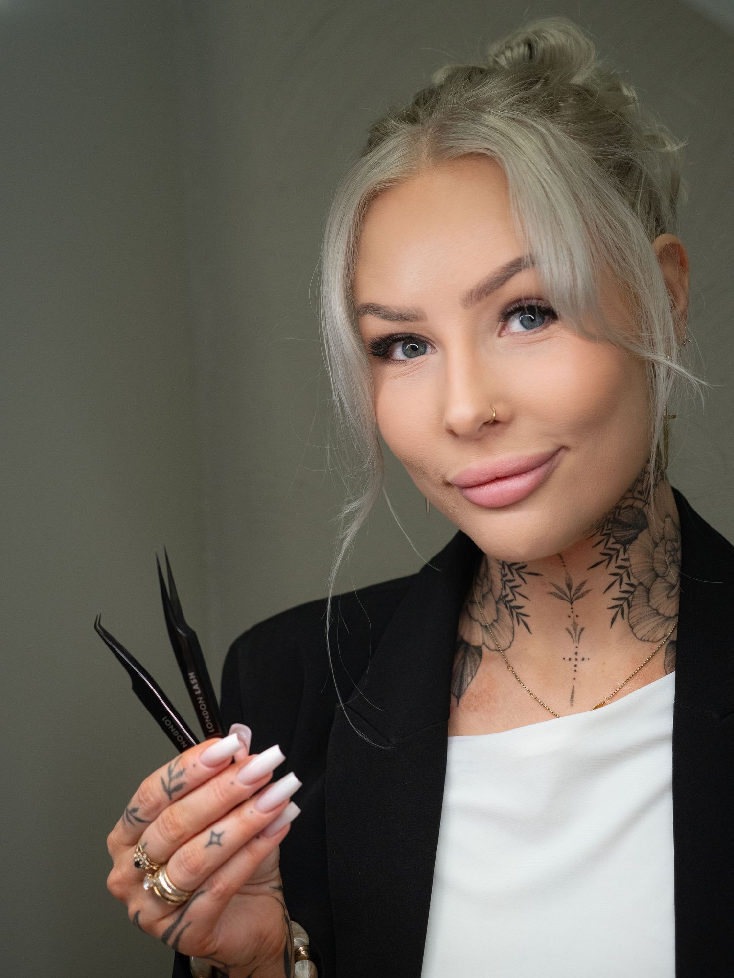 brändikuvaus kauneushoitola ja ripsiteknikko