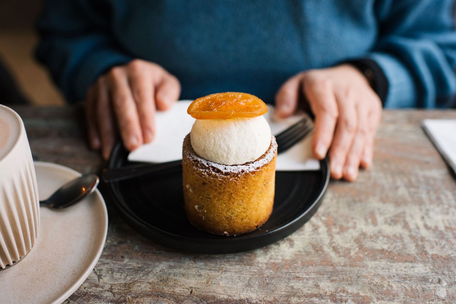 cupcake food photography in a cafe in Winchester, UK. Commercial food photographer