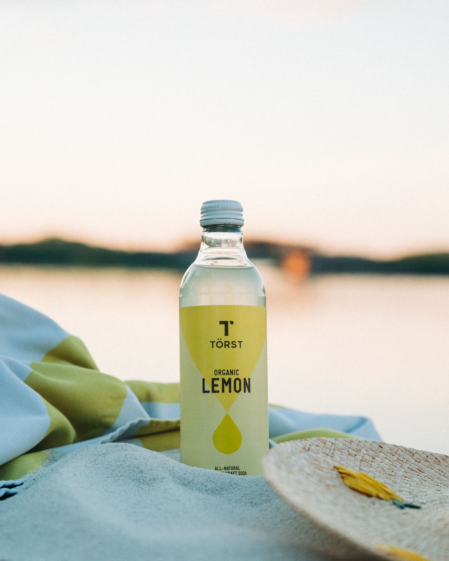 Törst lemon bottled organic drink commercial photography Stockholm
