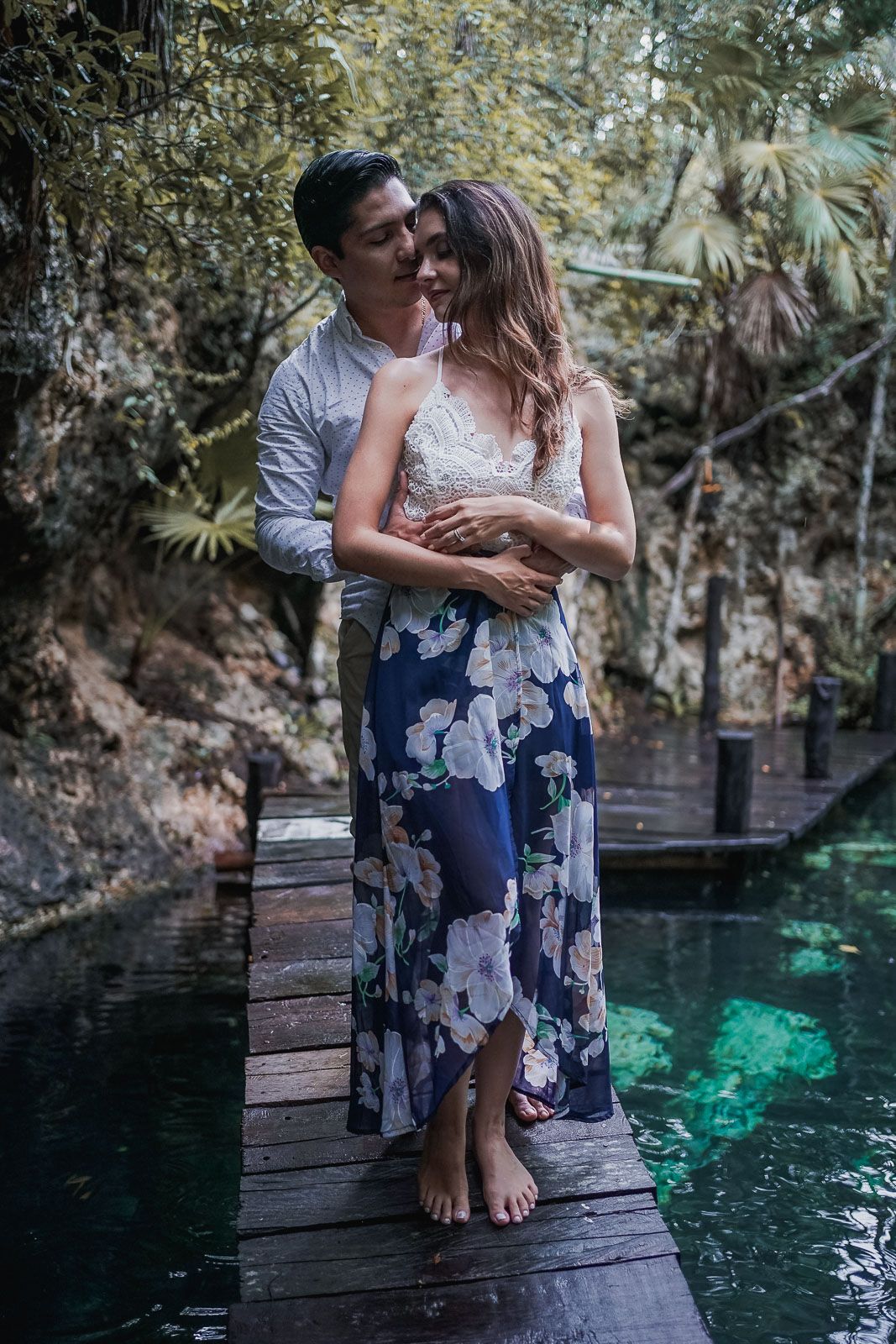 sesión subacuática en cenote de la riviera maya