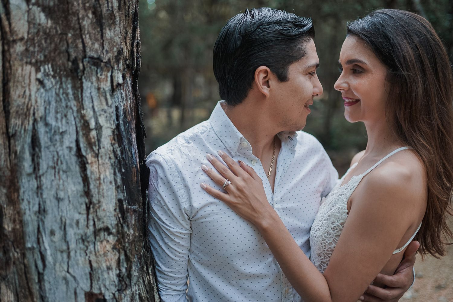 Sesión de pareja en cenote minotauro