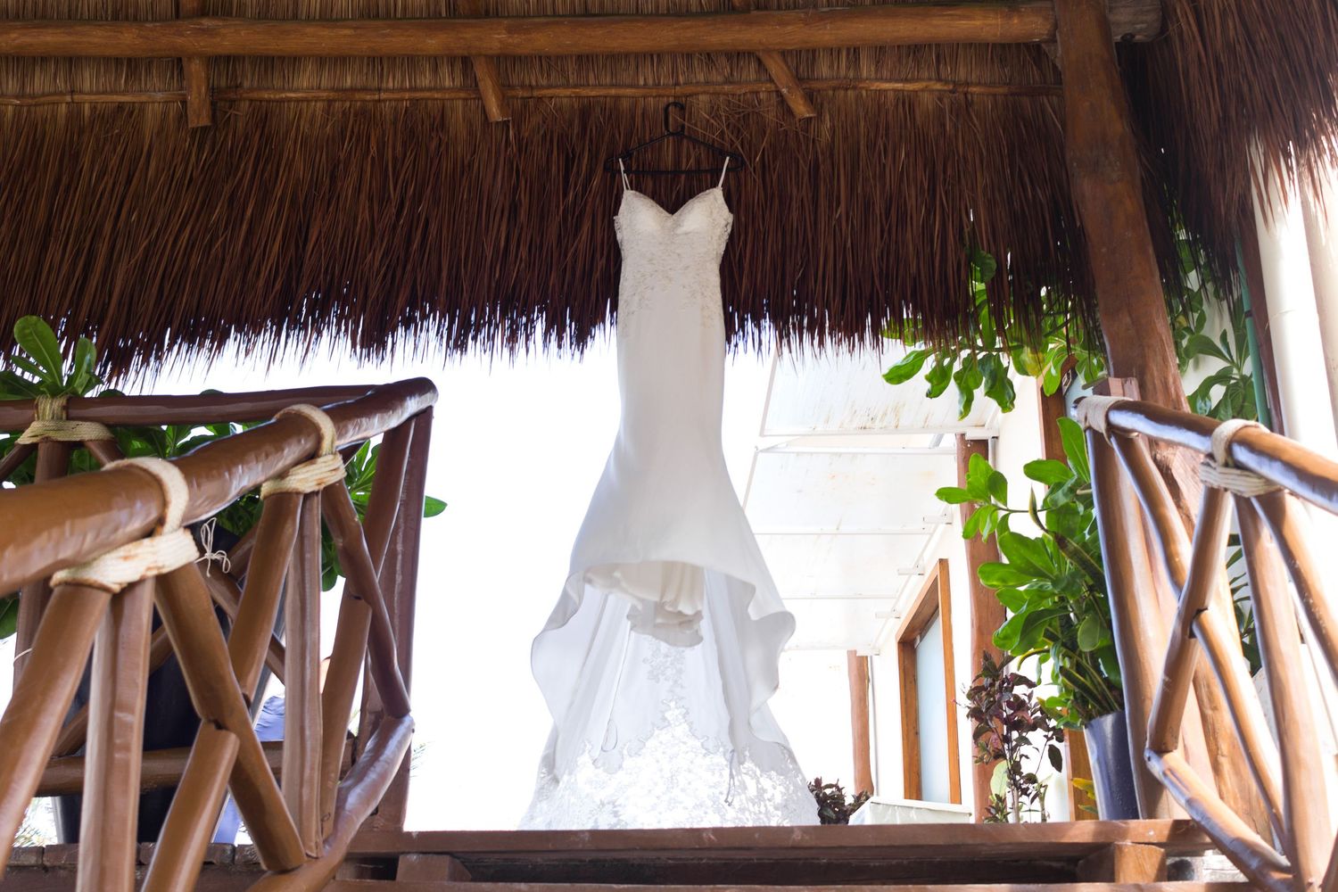 Boda en Mandala Beach Club Vestido de novia