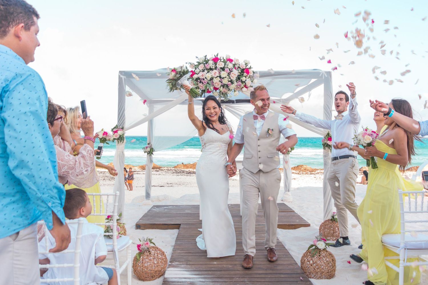 Boda en Mandala Beach Club