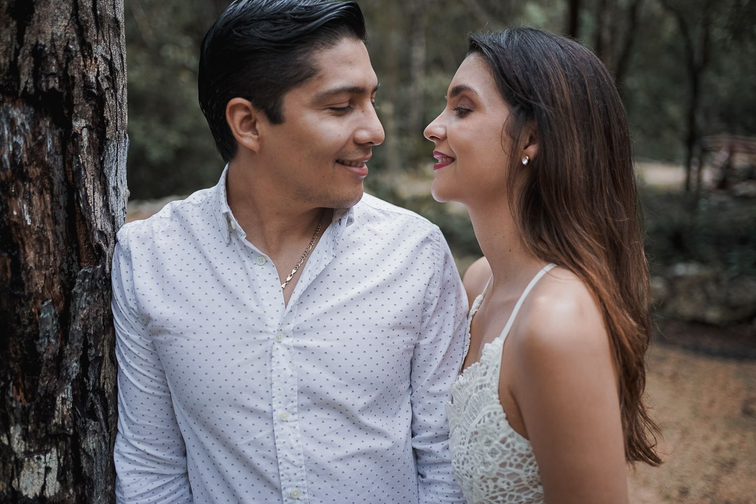 Sesión de pareja en cenote minotauro